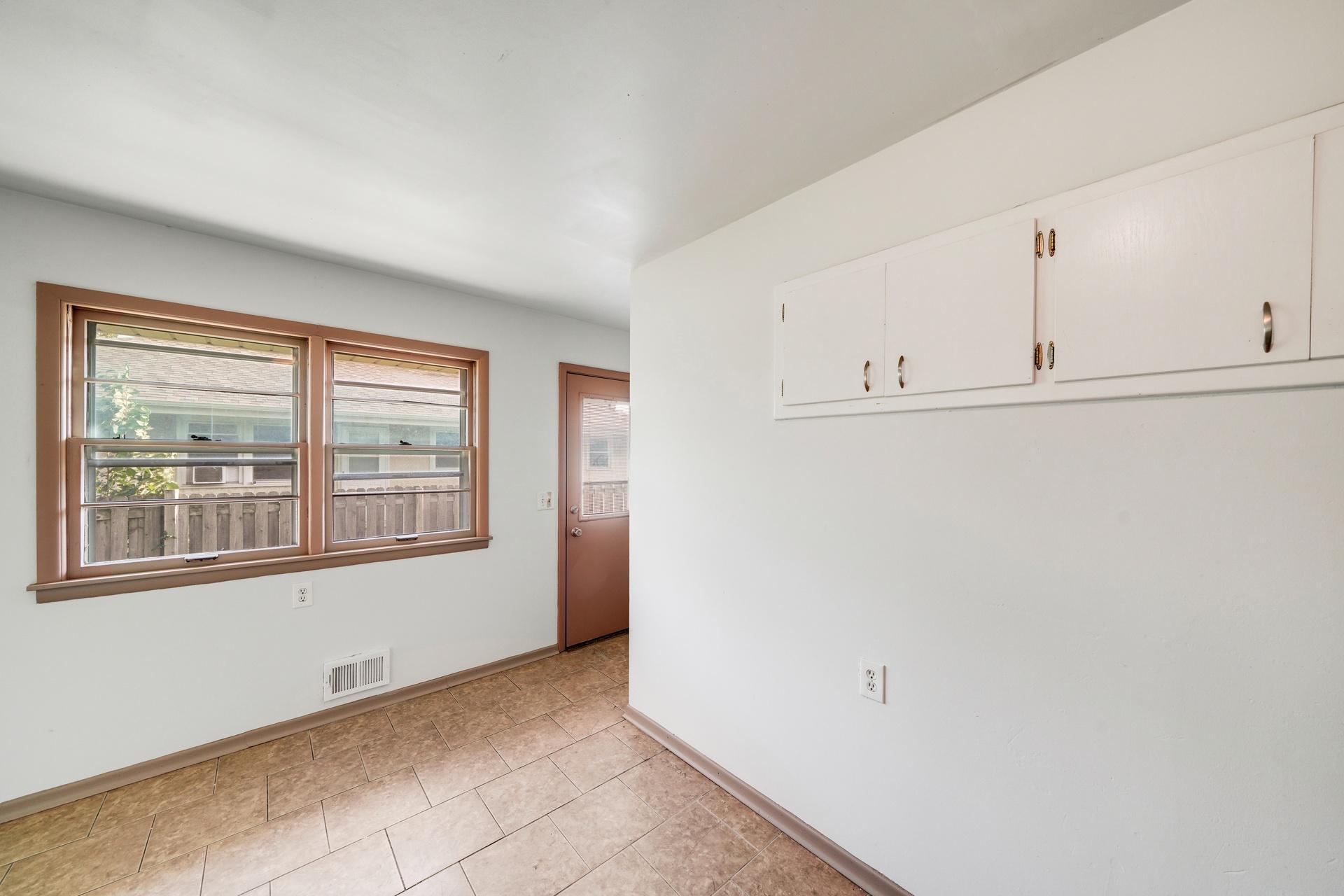 View of Residential Income at 3822 3rd Street, Columbia Heights MN 55421, Columbia Heights (10 of 32) - Mike Wilen | Minnesota Team Real Estate