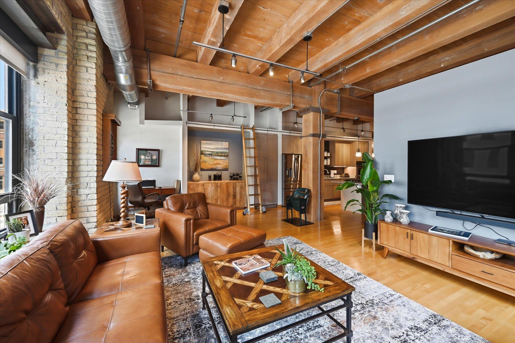 View of Residential at 607 Washington Avenue #202, Minneapolis MN 55415, Minneapolis (15 of 29) - Mike Wilen | Minnesota Team Real Estate
