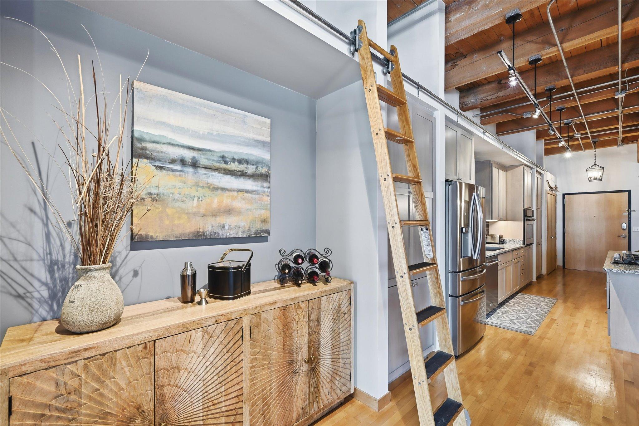 View of Residential at 607 Washington Avenue #202, Minneapolis MN 55415, Minneapolis (9 of 29) - Mike Wilen | Minnesota Team Real Estate