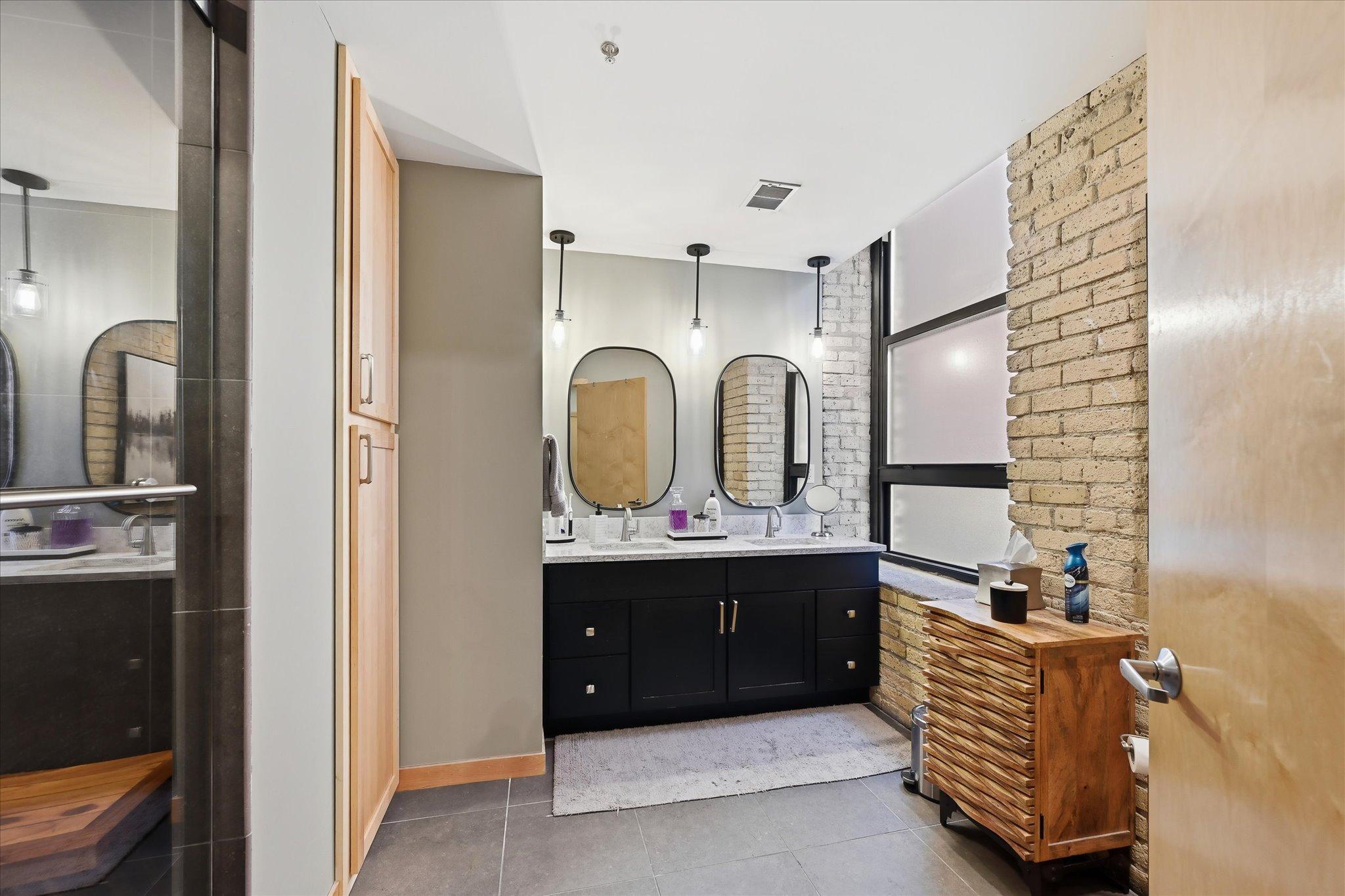 View of Residential at 607 Washington Avenue #202, Minneapolis MN 55415, Minneapolis (17 of 29) - Mike Wilen | Minnesota Team Real Estate