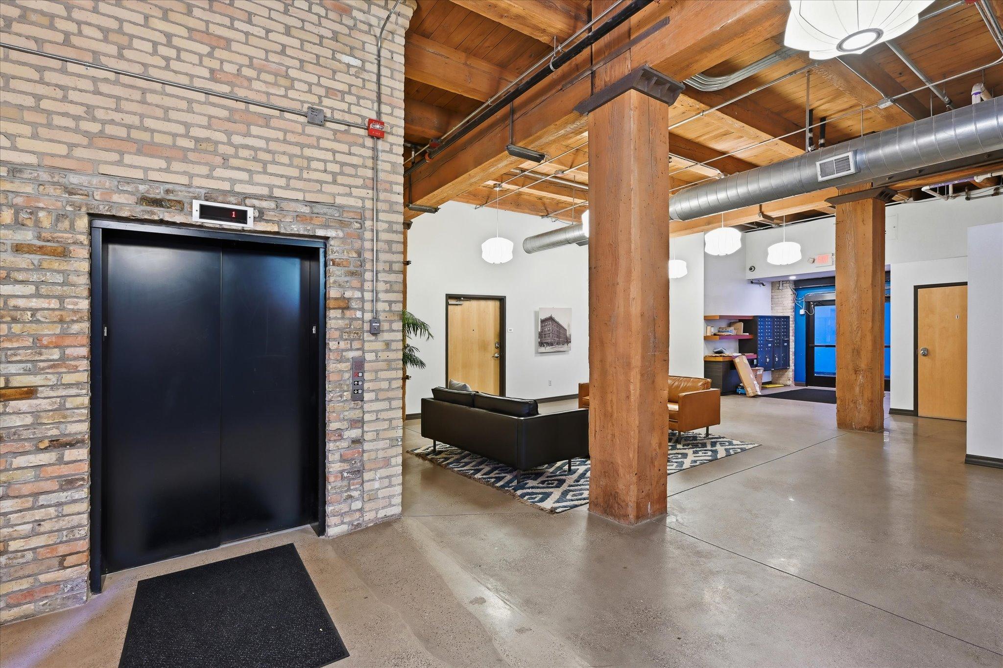 View of Residential at 607 Washington Avenue #202, Minneapolis MN 55415, Minneapolis (29 of 29) - Mike Wilen | Minnesota Team Real Estate