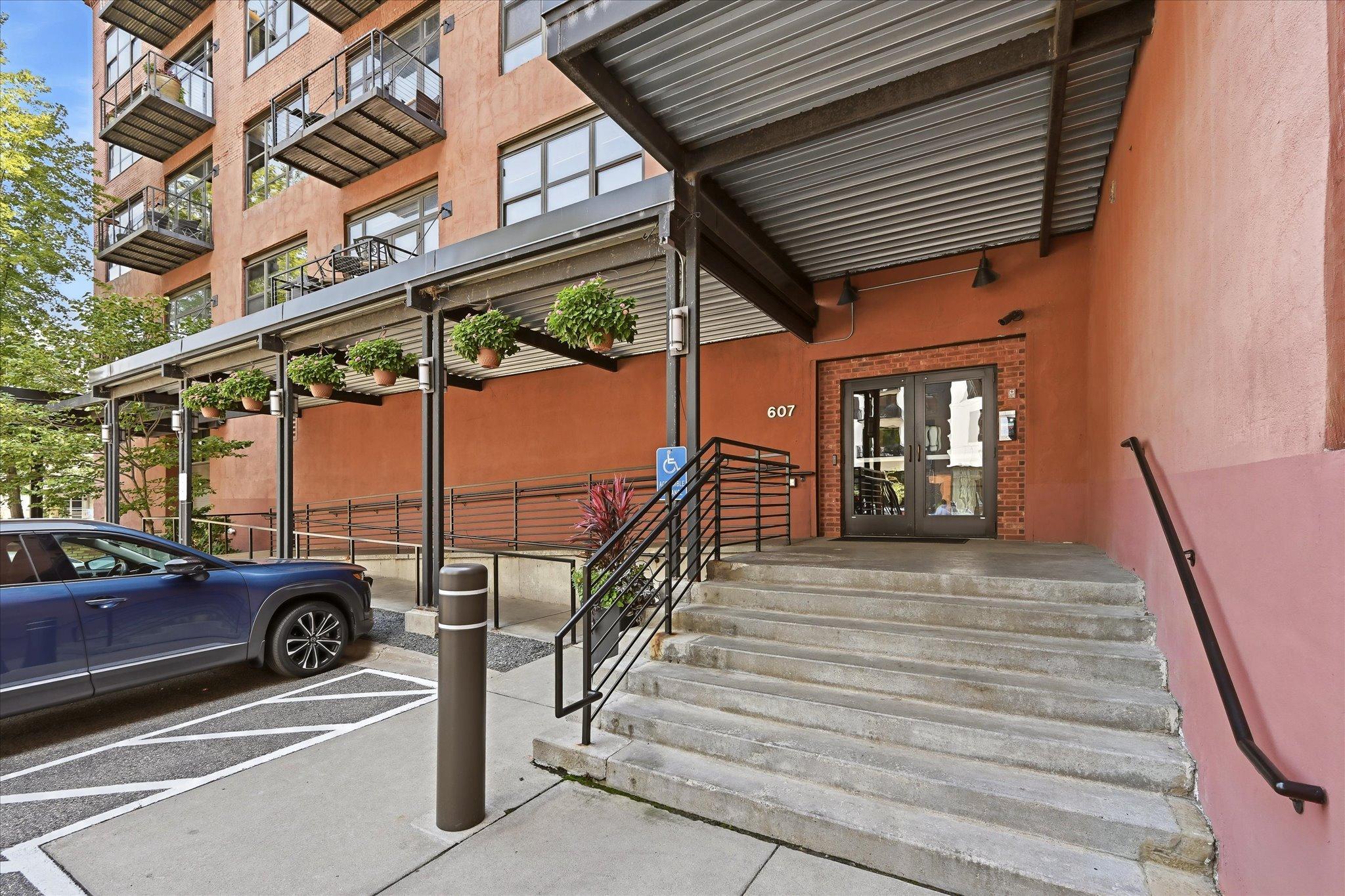 View of Residential at 607 Washington Avenue #202, Minneapolis MN 55415, Minneapolis (26 of 29) - Mike Wilen | Minnesota Team Real Estate