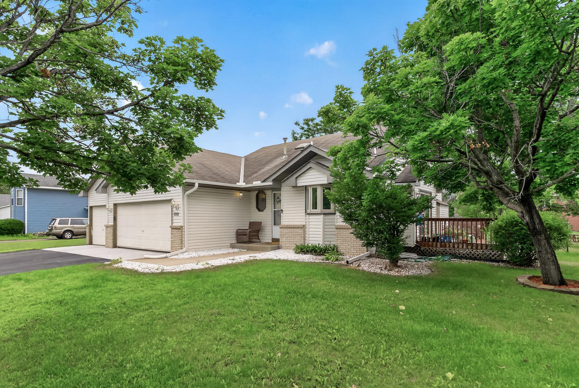 View of Residential at 7101 Setzler Parkway, Brooklyn Park MN 55445, Brooklyn Park (3 of 31) - Mike Wilen | Minnesota Team Real Estate