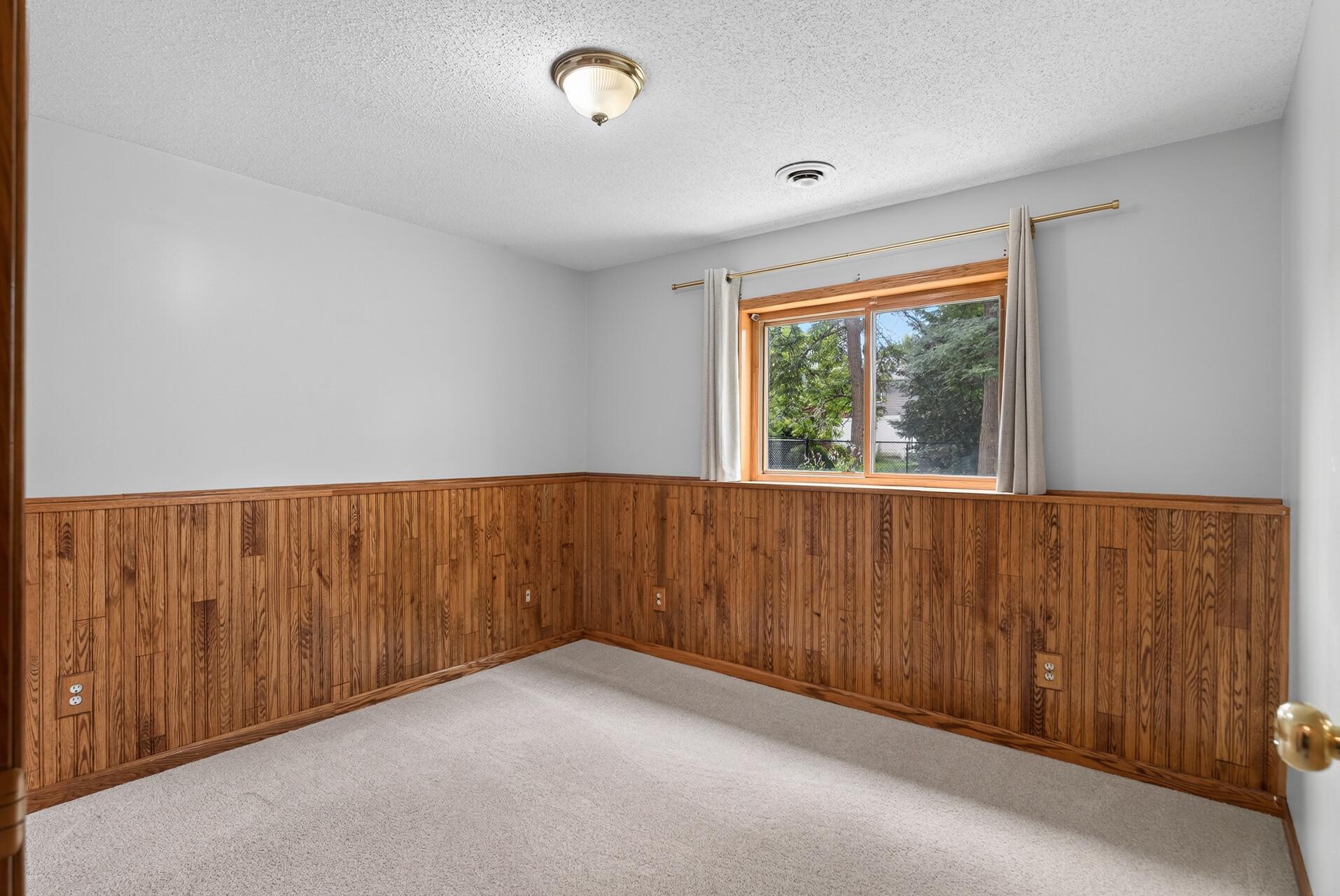 View of Residential at 7101 Setzler Parkway, Brooklyn Park MN 55445, Brooklyn Park (20 of 31) - Mike Wilen | Minnesota Team Real Estate