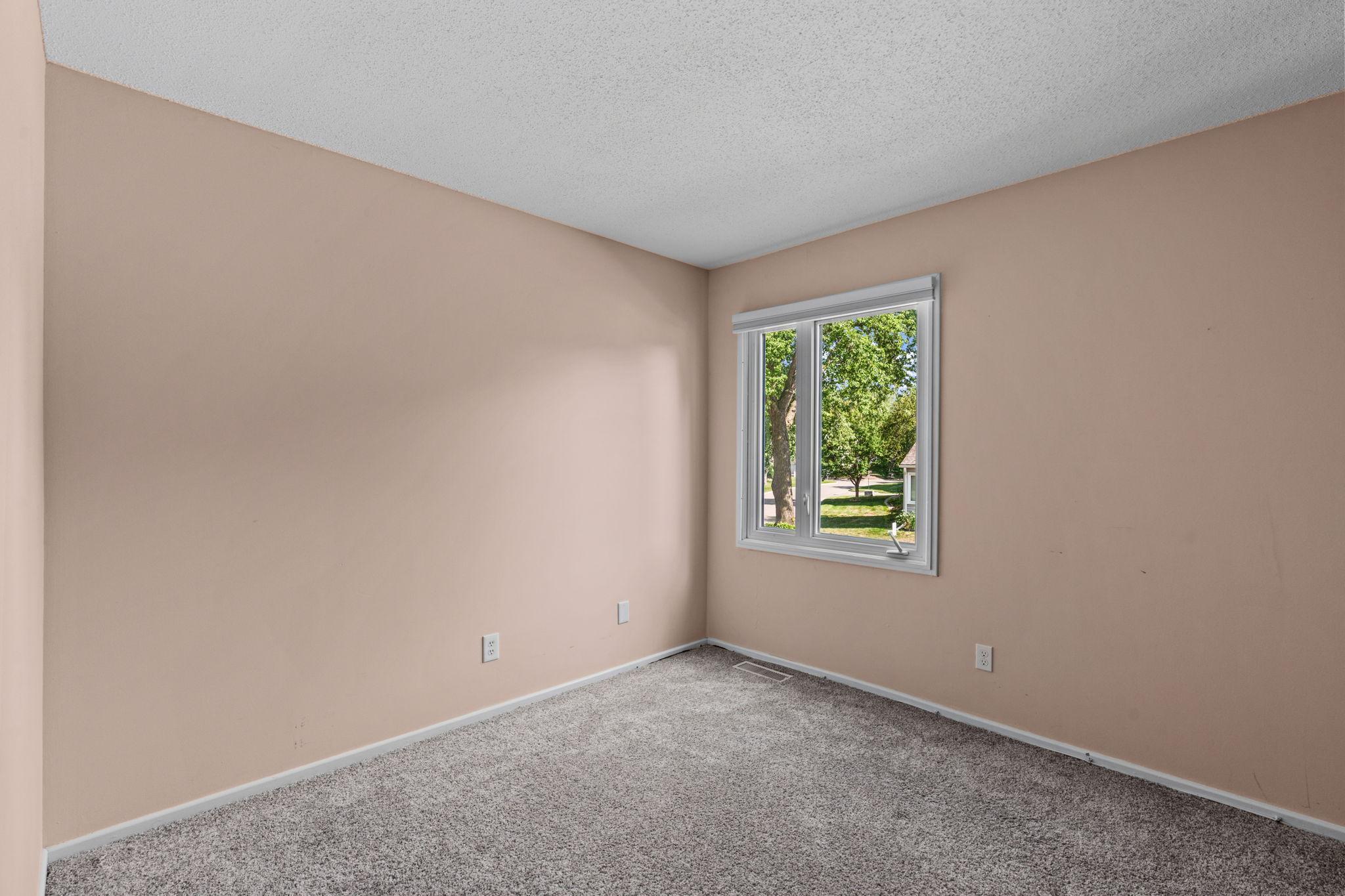 View of Residential at 7304 Landau Drive, Bloomington MN 55438, Bloomington (13 of 24) - Mike Wilen | Minnesota Team Real Estate