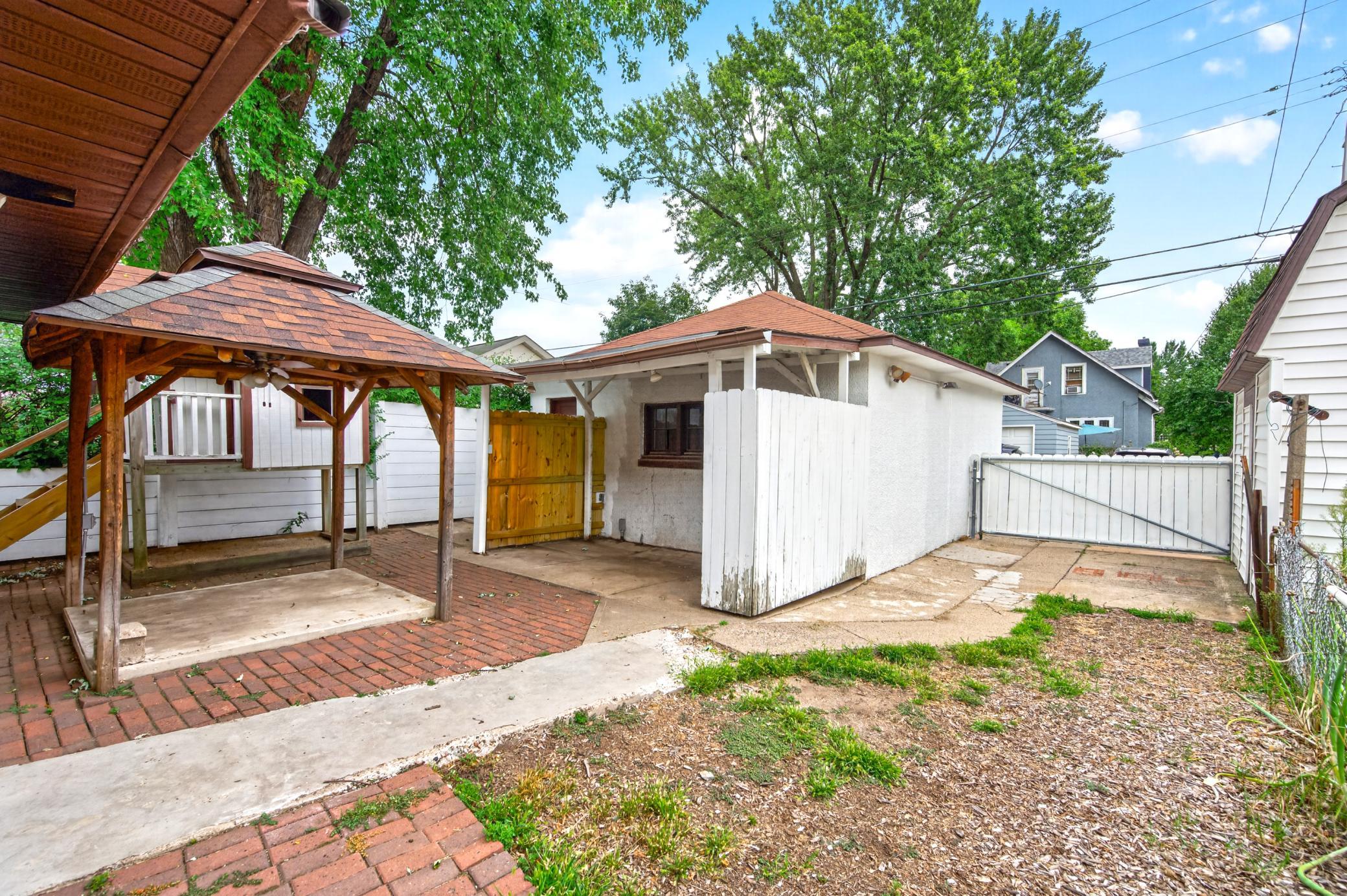 View of Residential at 4037 Grand Avenue, Minneapolis MN 55409, Minneapolis (30 of 51) - Mike Wilen | Minnesota Team Real Estate