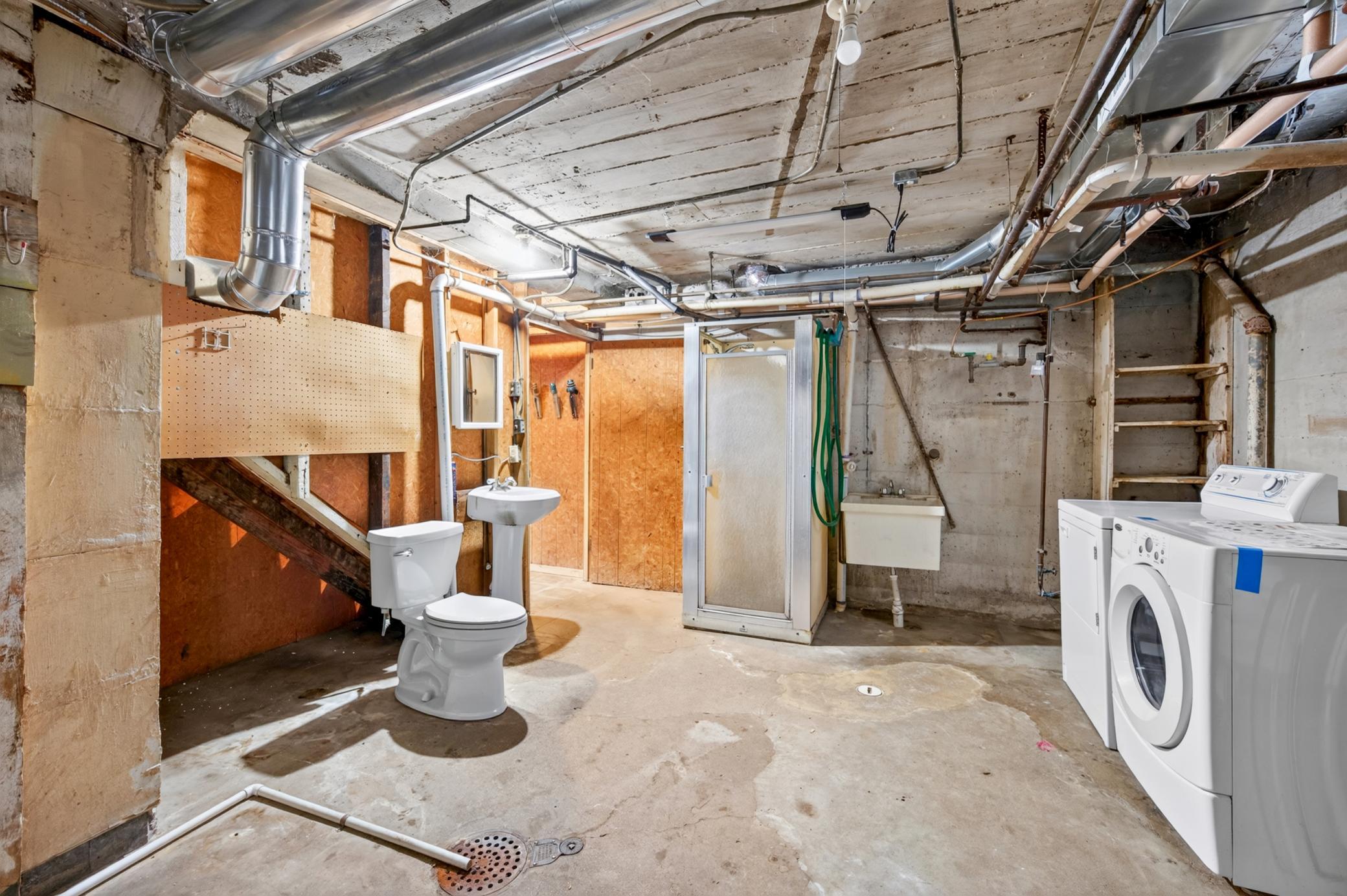View of Residential at 4037 Grand Avenue, Minneapolis MN 55409, Minneapolis (26 of 51) - Mike Wilen | Minnesota Team Real Estate
