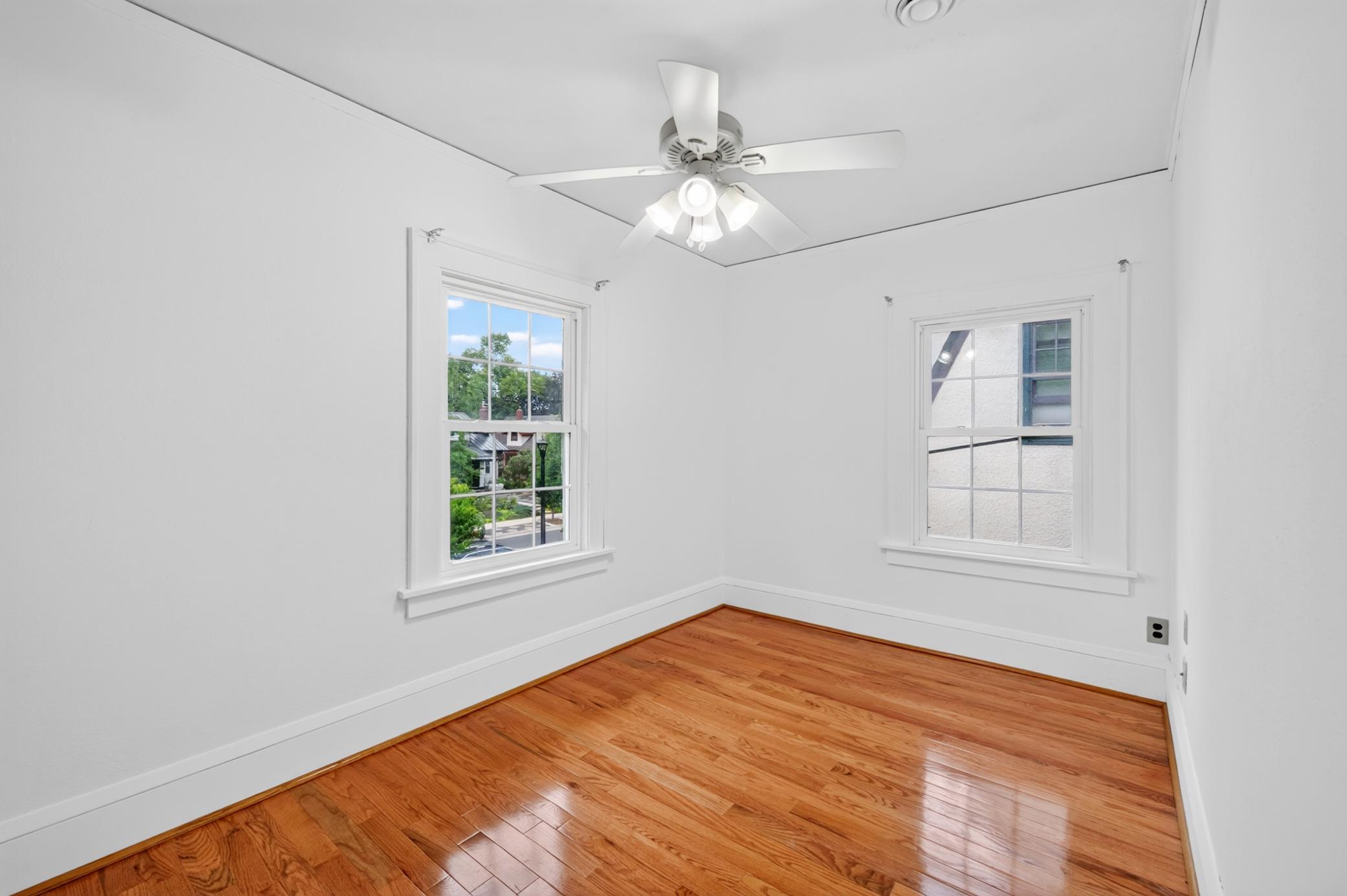 View of Residential at 4037 Grand Avenue, Minneapolis MN 55409, Minneapolis (22 of 51) - Mike Wilen | Minnesota Team Real Estate