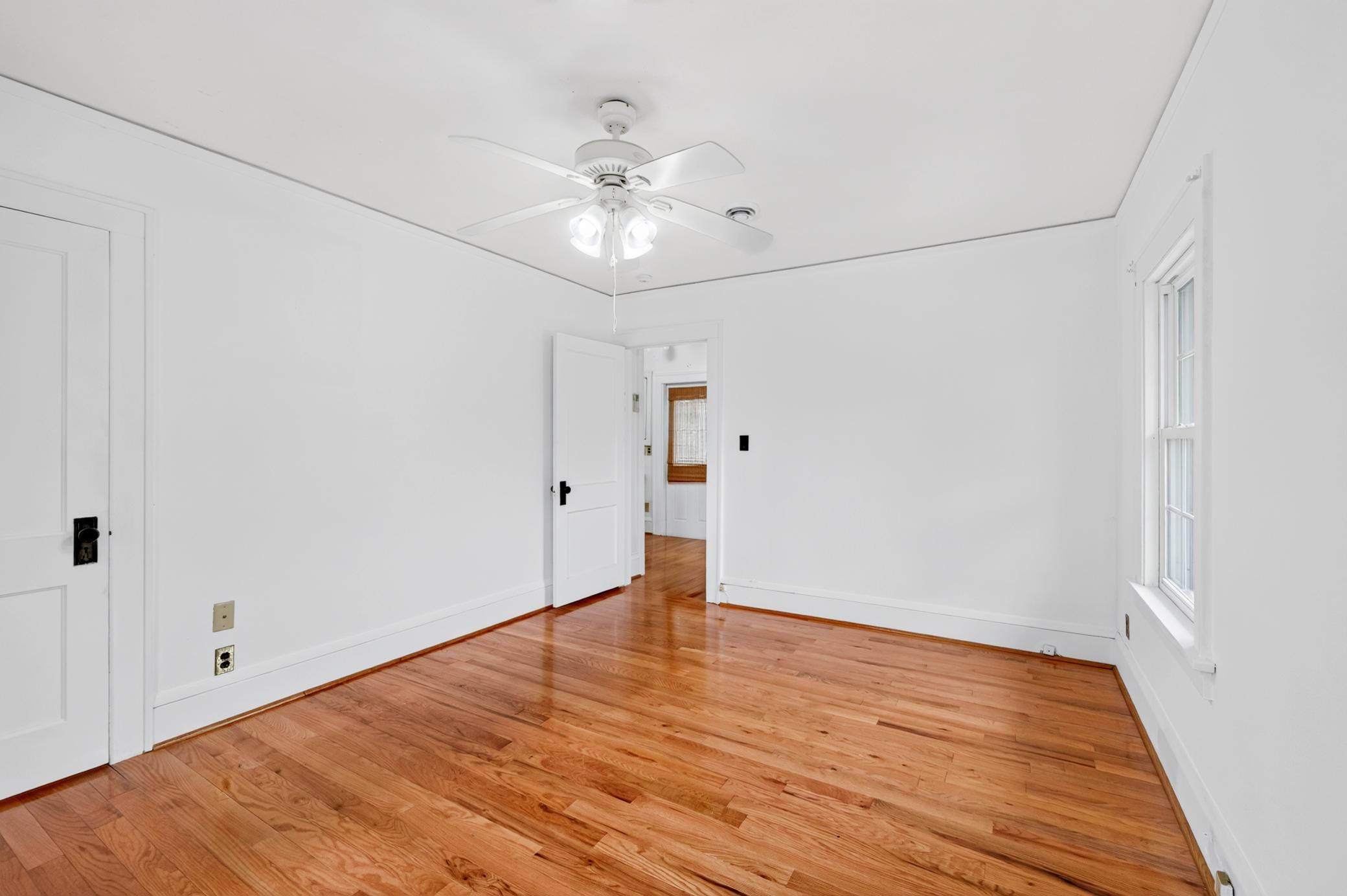 View of Residential at 4037 Grand Avenue, Minneapolis MN 55409, Minneapolis (19 of 51) - Mike Wilen | Minnesota Team Real Estate