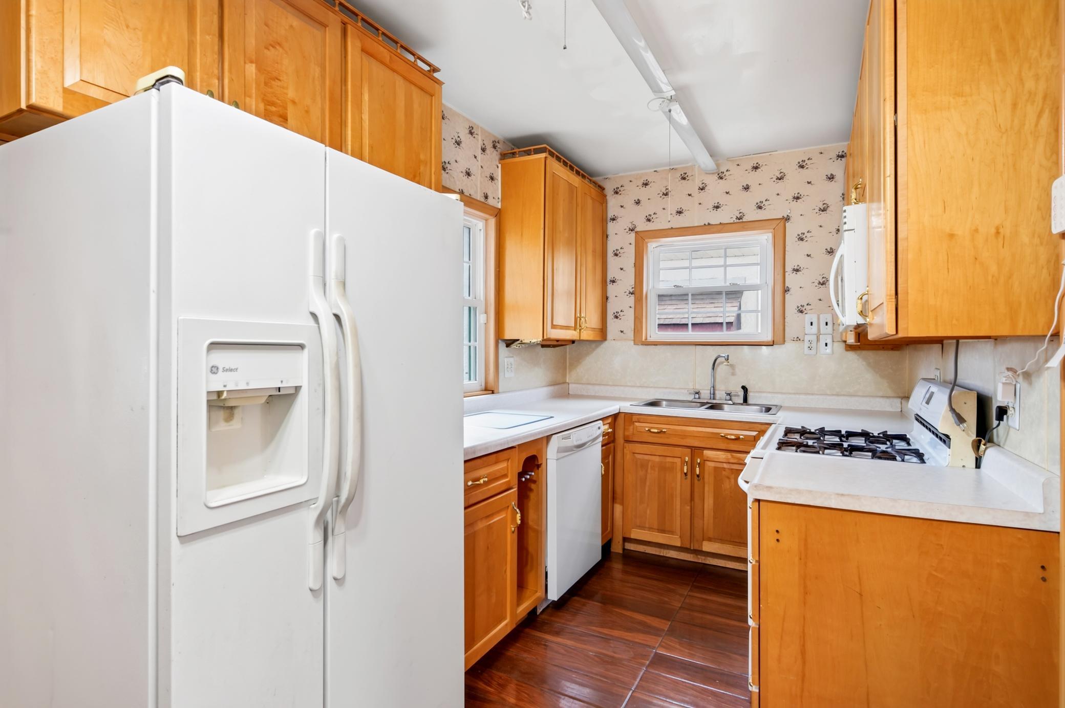 View of Residential at 4037 Grand Avenue, Minneapolis MN 55409, Minneapolis (13 of 51) - Mike Wilen | Minnesota Team Real Estate