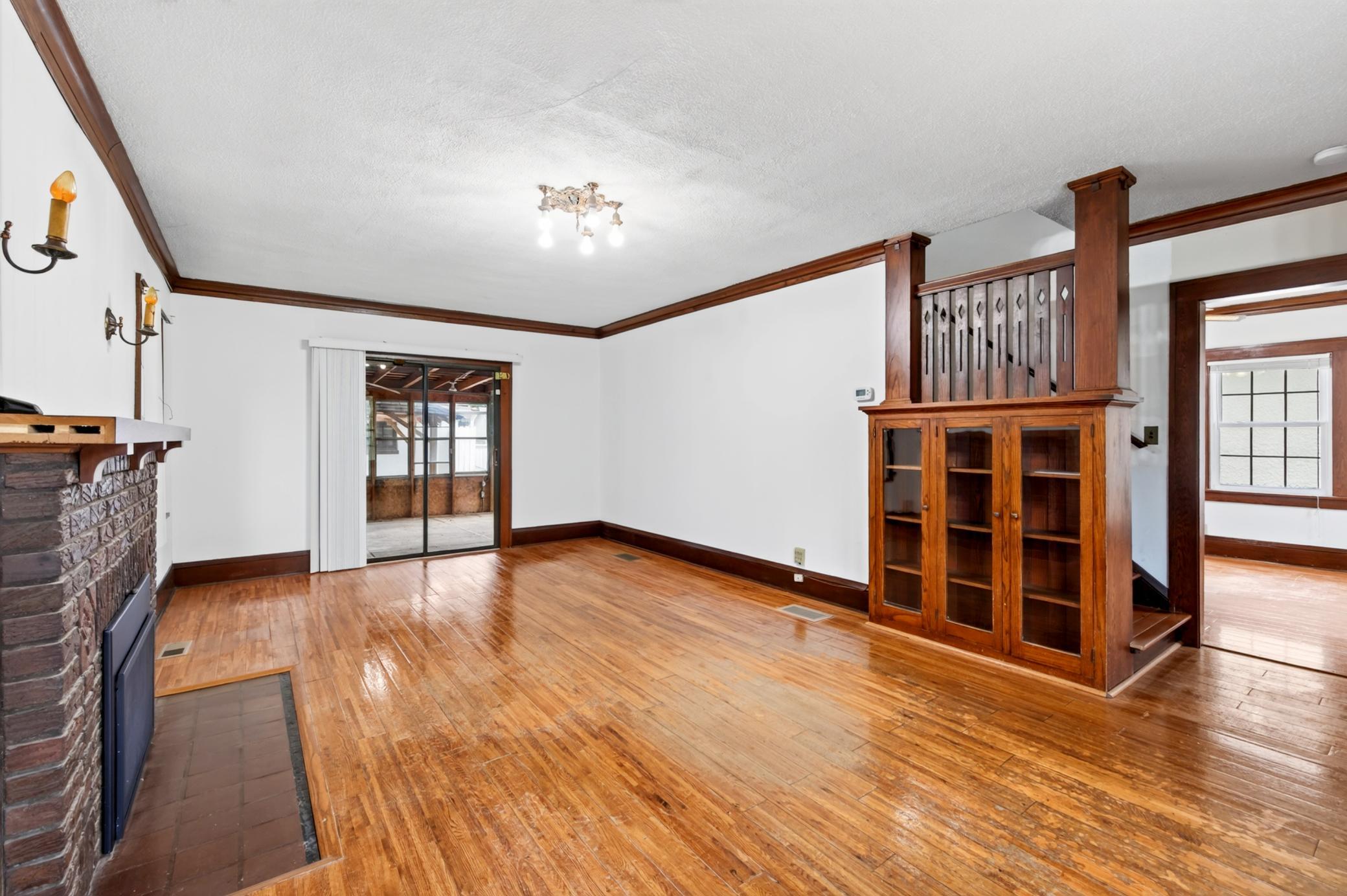 View of Residential at 4037 Grand Avenue, Minneapolis MN 55409, Minneapolis (6 of 51) - Mike Wilen | Minnesota Team Real Estate