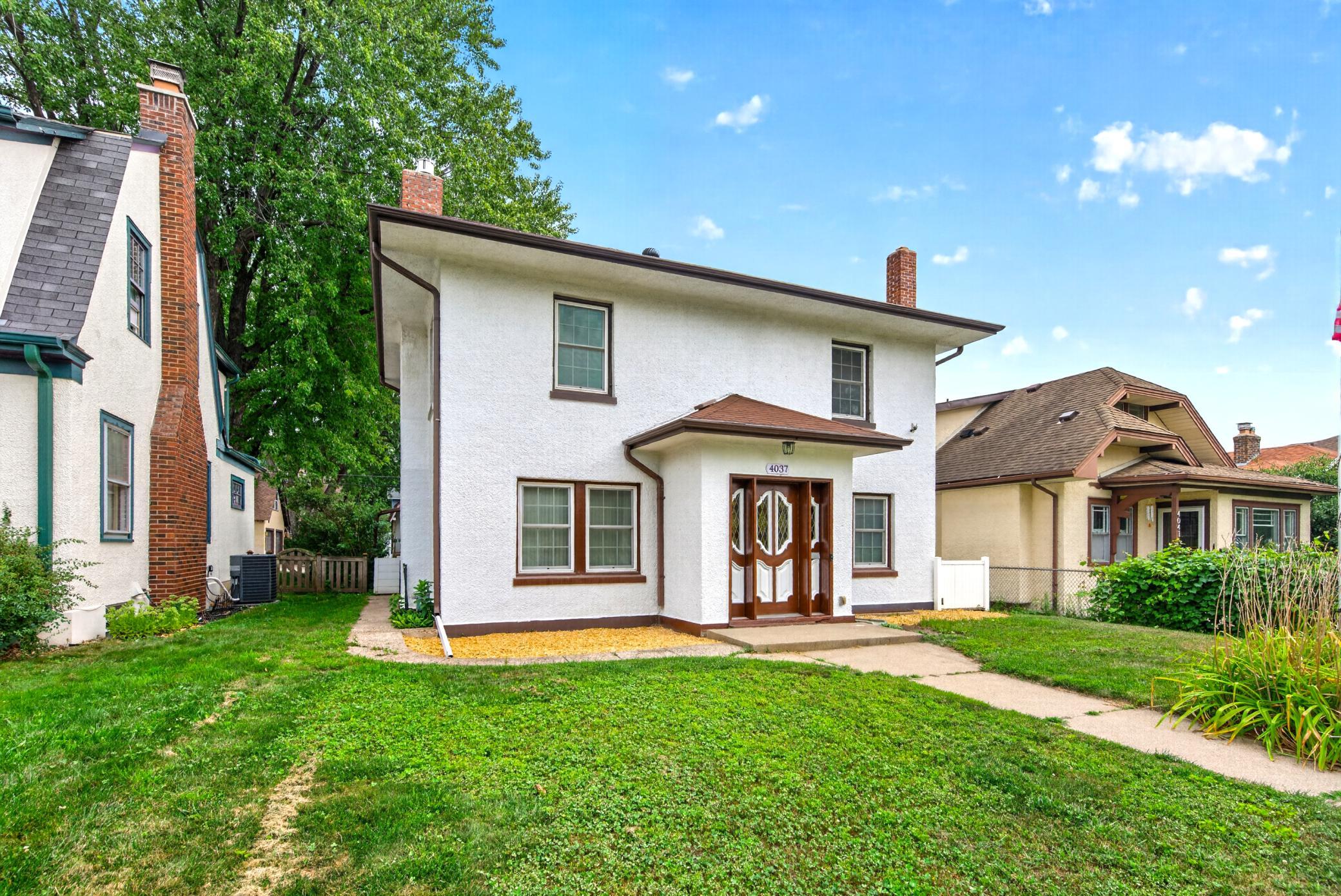 View of Residential at 4037 Grand Avenue, Minneapolis MN 55409, Minneapolis (2 of 51) - Mike Wilen | Minnesota Team Real Estate