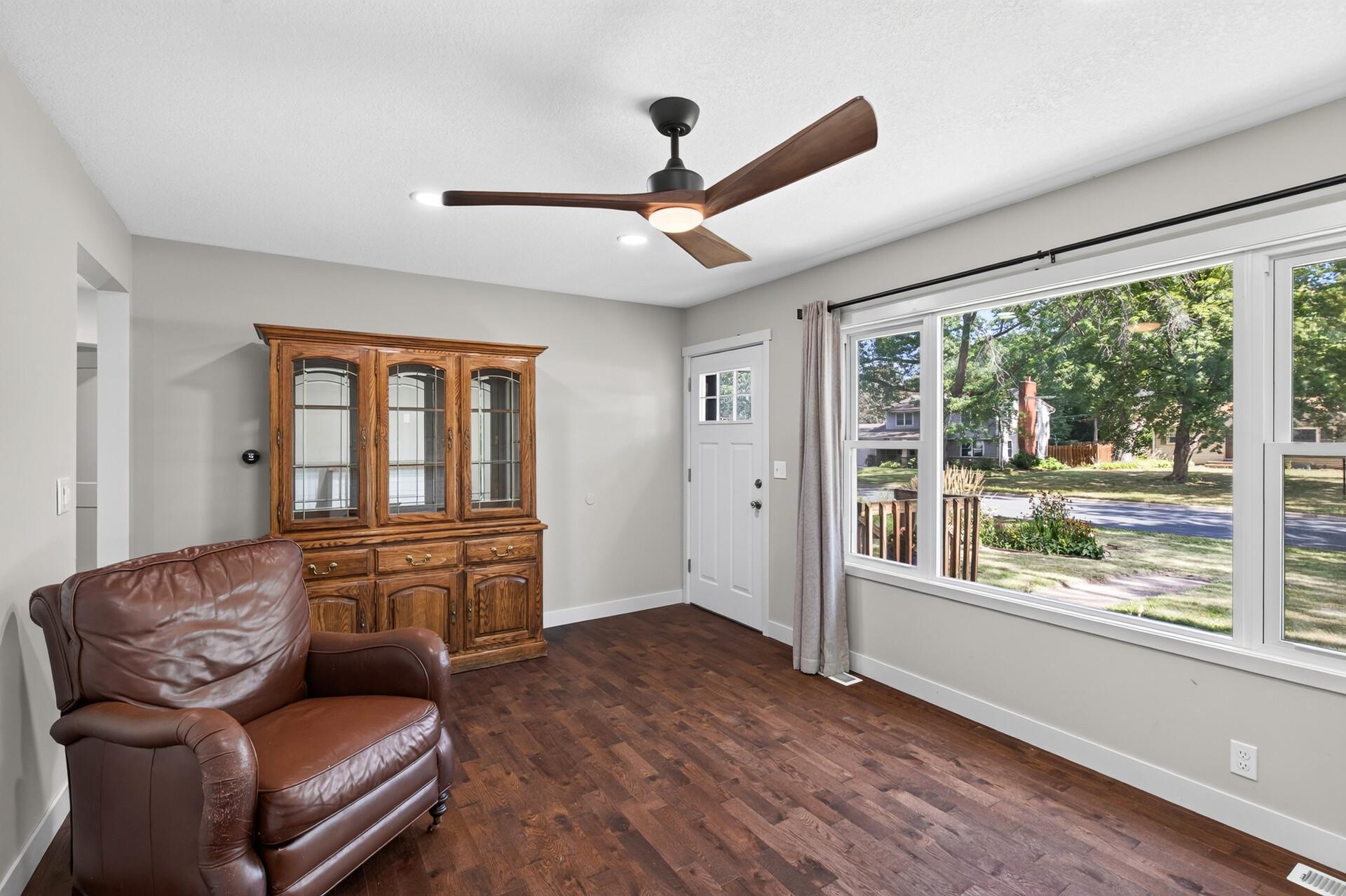 View of Residential at 9516 10th Avenue, Bloomington MN 55420, Bloomington (5 of 31) - Mike Wilen | Minnesota Team Real Estate