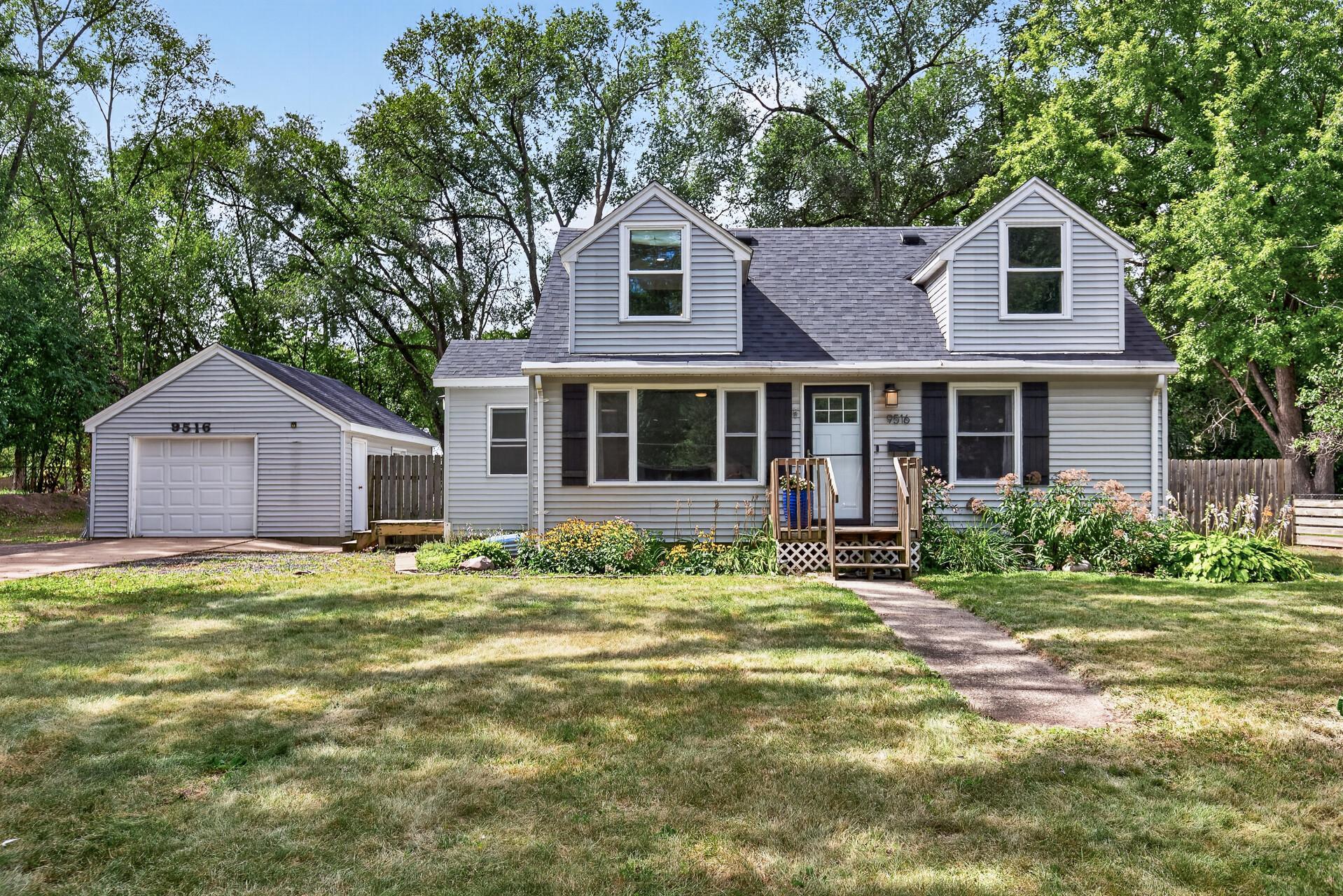 View of Residential at 9516 10th Avenue, Bloomington MN 55420, Bloomington - Mike Wilen | Minnesota Team Real Estate