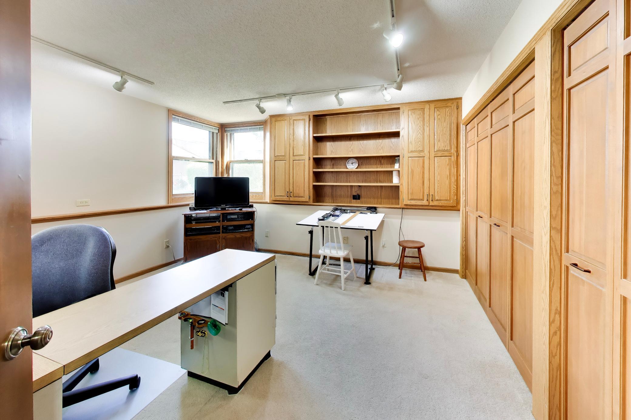 View of Residential at 3109 35th Avenue, Minneapolis MN 55406, Minneapolis (18 of 29) - Mike Wilen | Minnesota Team Real Estate