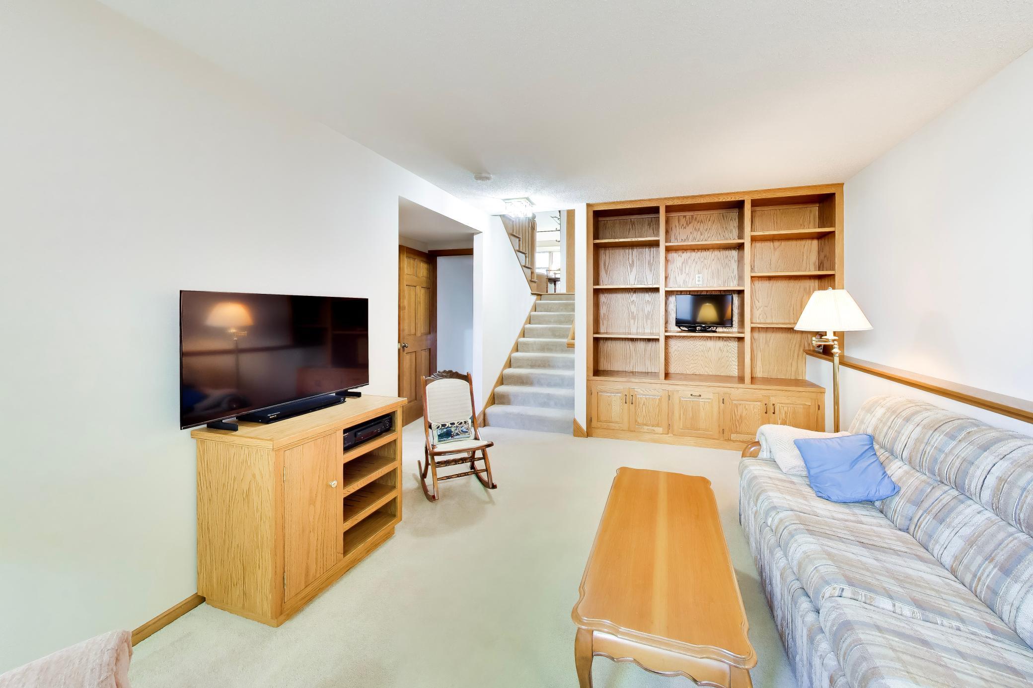 View of Residential at 3109 35th Avenue, Minneapolis MN 55406, Minneapolis (16 of 29) - Mike Wilen | Minnesota Team Real Estate