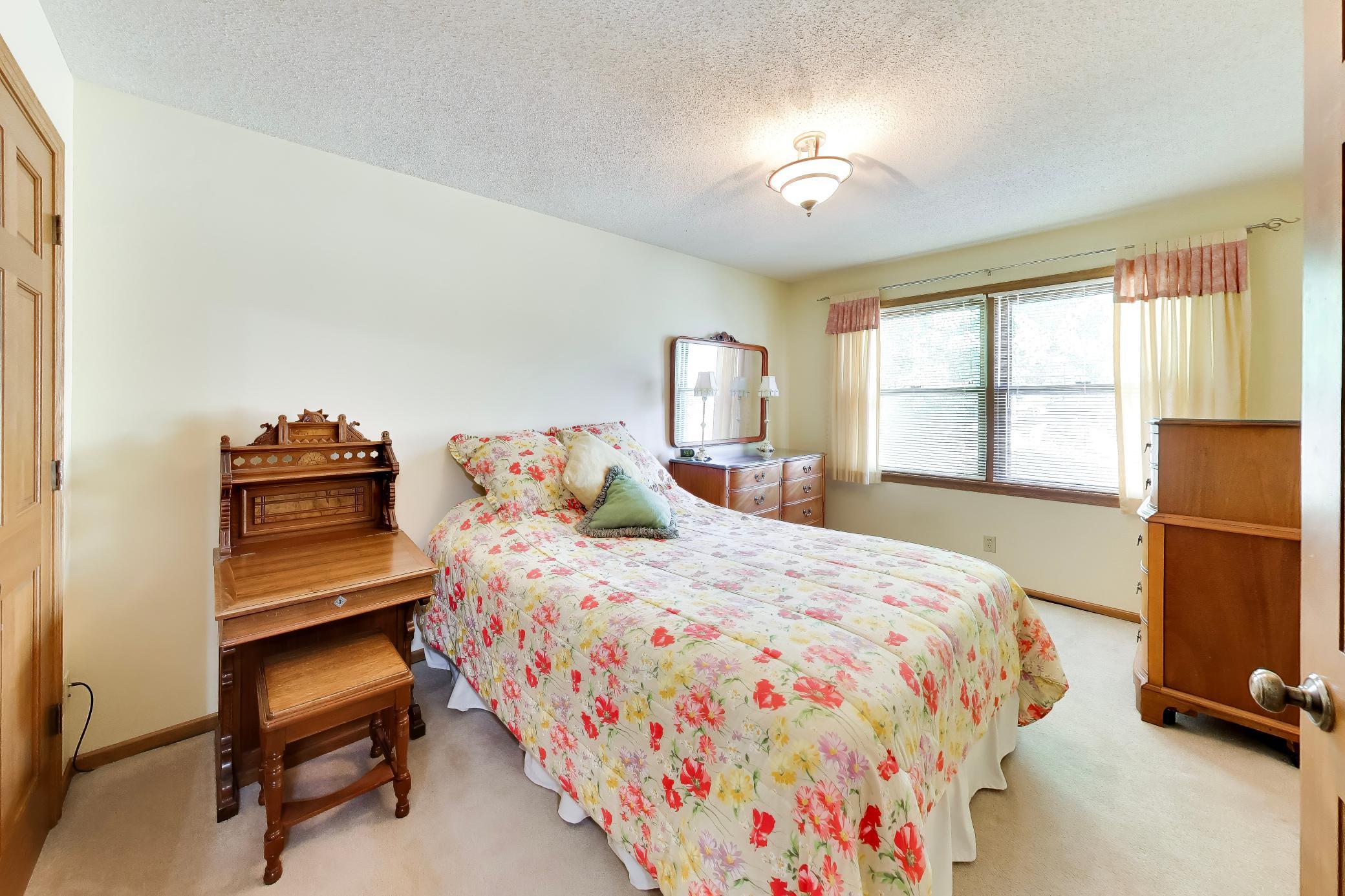 View of Residential at 3109 35th Avenue, Minneapolis MN 55406, Minneapolis (14 of 29) - Mike Wilen | Minnesota Team Real Estate