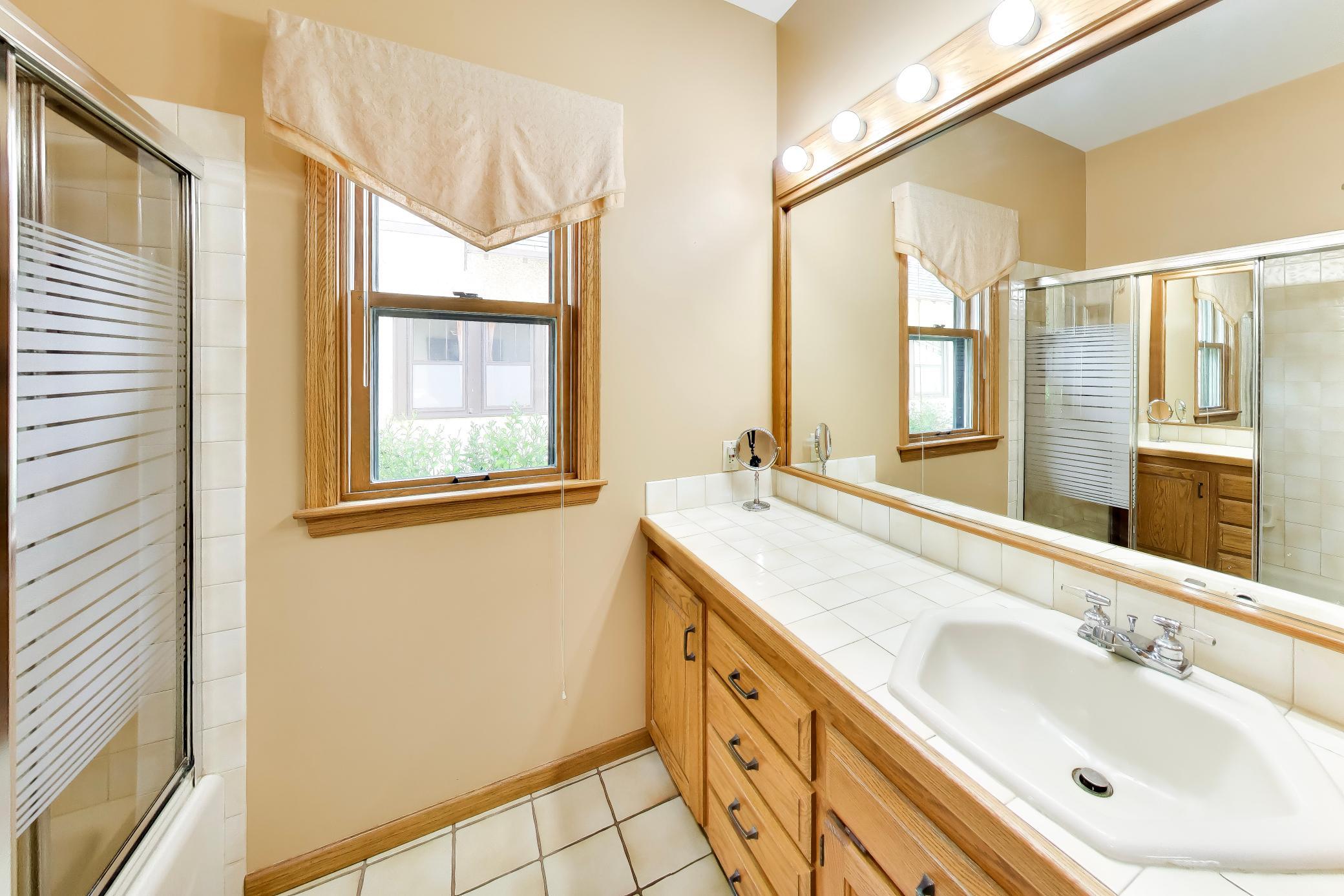 View of Residential at 3109 35th Avenue, Minneapolis MN 55406, Minneapolis (9 of 29) - Mike Wilen | Minnesota Team Real Estate