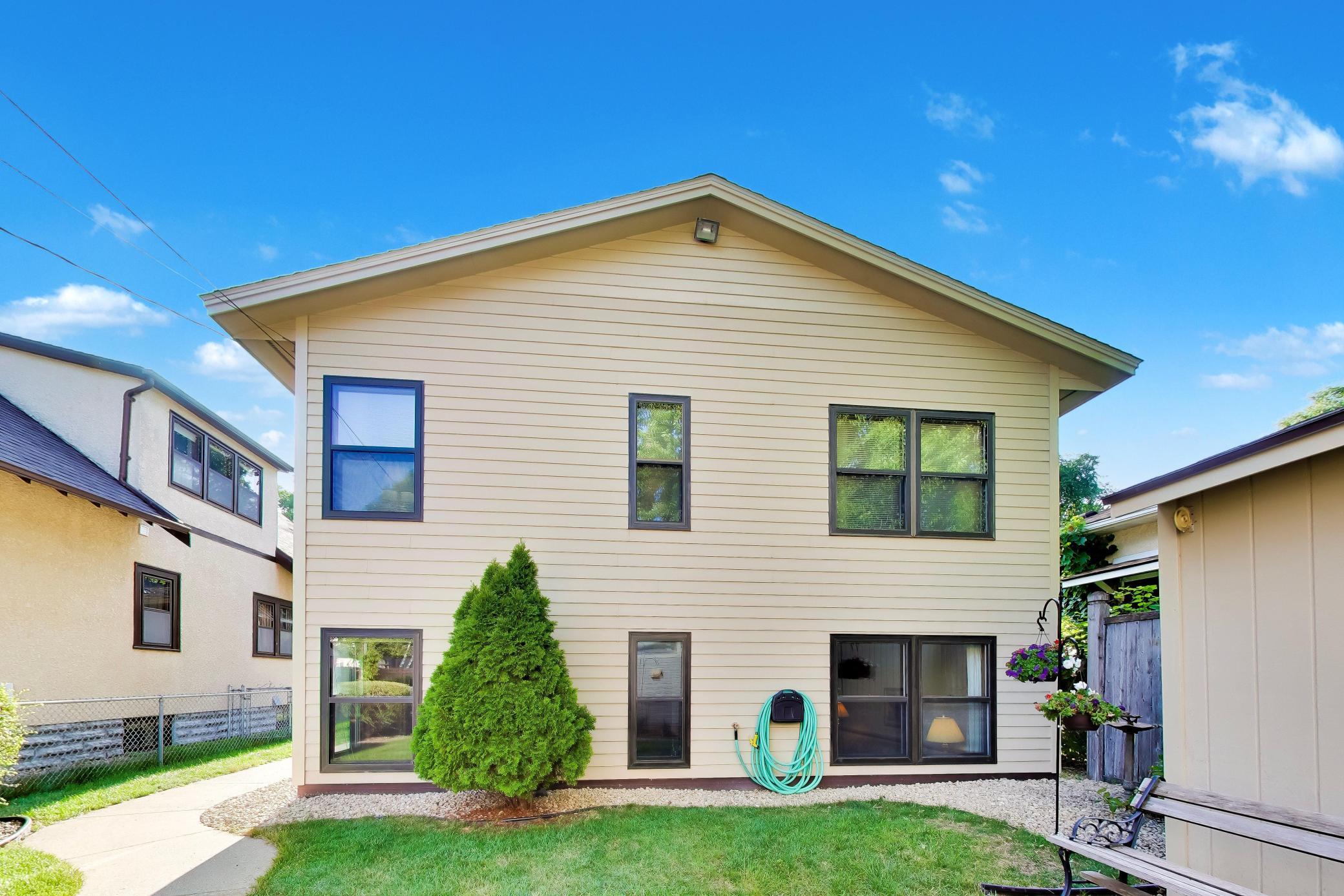 View of Residential at 3109 35th Avenue, Minneapolis MN 55406, Minneapolis (24 of 29) - Mike Wilen | Minnesota Team Real Estate