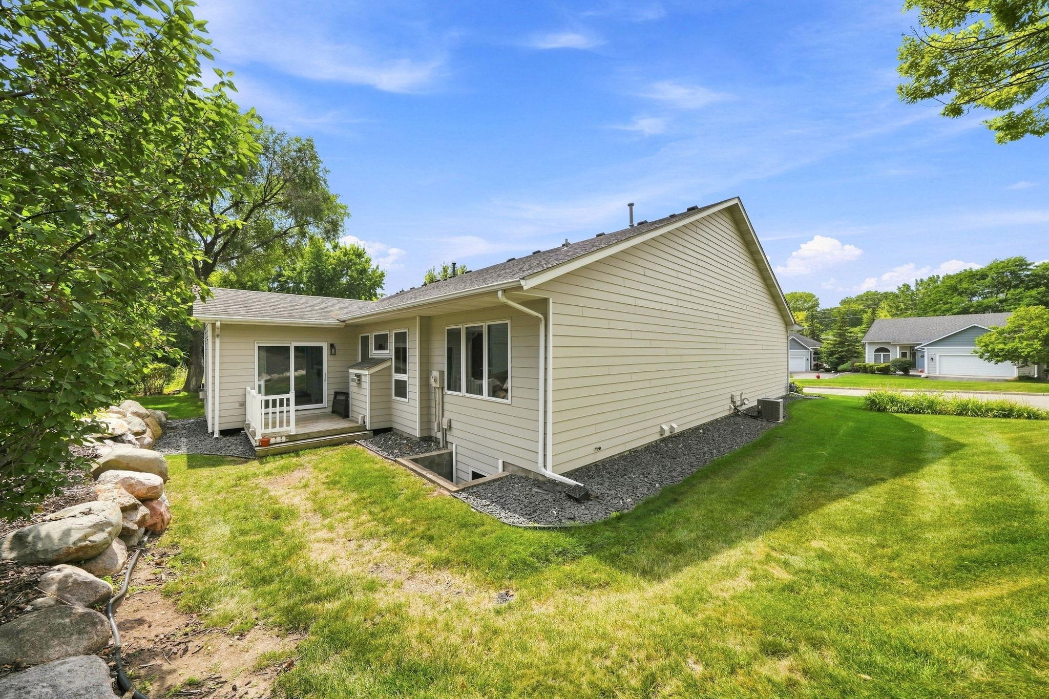View of Residential at 833 Southcross Drive, Burnsville MN 55306, Burnsville (27 of 28) - Mike Wilen | Minnesota Team Real Estate