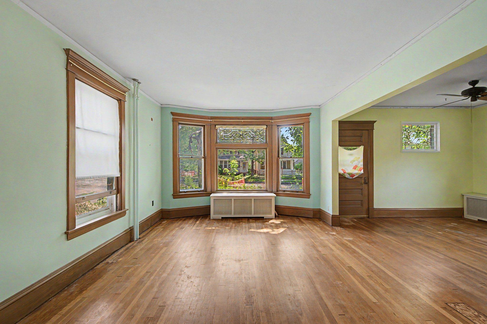 View of Residential at 987 Earl Street, Saint Paul MN 55106, Saint Paul (9 of 22) - Mike Wilen | Minnesota Team Real Estate