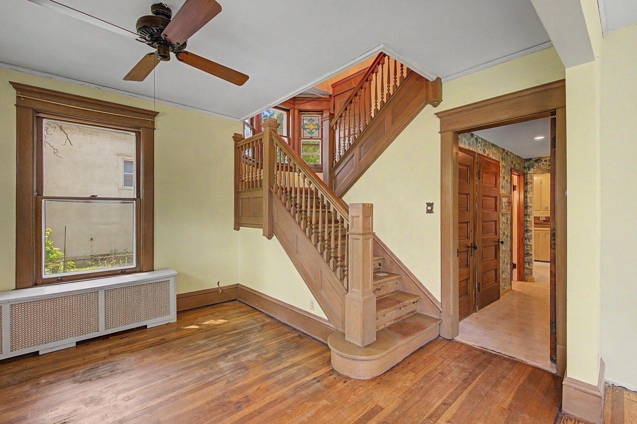 View of Residential at 987 Earl Street, Saint Paul MN 55106, Saint Paul (11 of 22) - Mike Wilen | Minnesota Team Real Estate