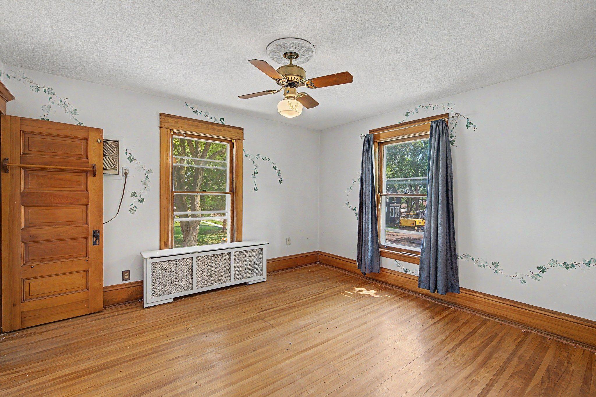 View of Residential at 987 Earl Street, Saint Paul MN 55106, Saint Paul (15 of 22) - Mike Wilen | Minnesota Team Real Estate
