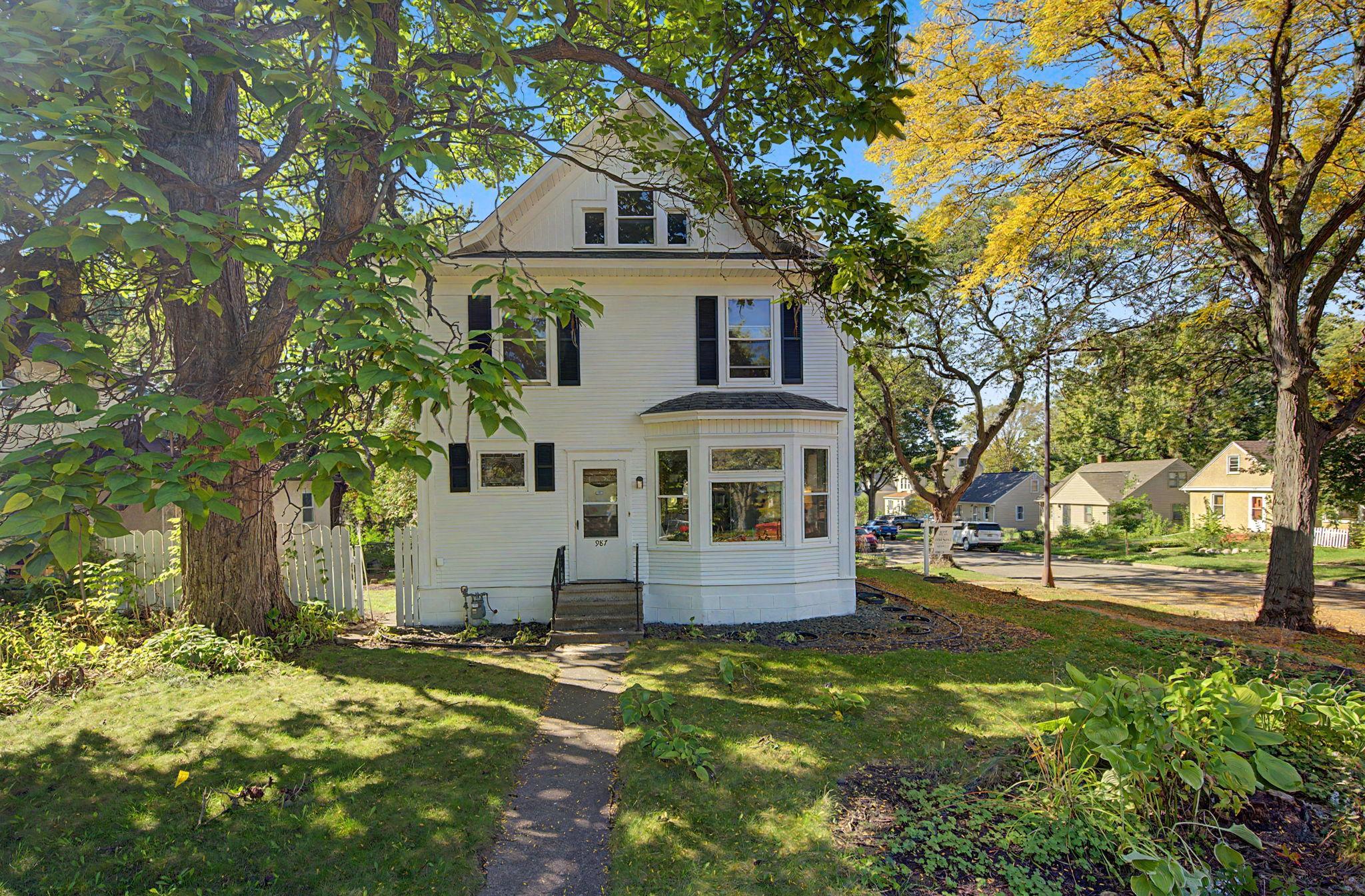 View of Single Family at 987 Earl Street, Saint Paul - Mike Wilen | Minnesota Team Real Estate