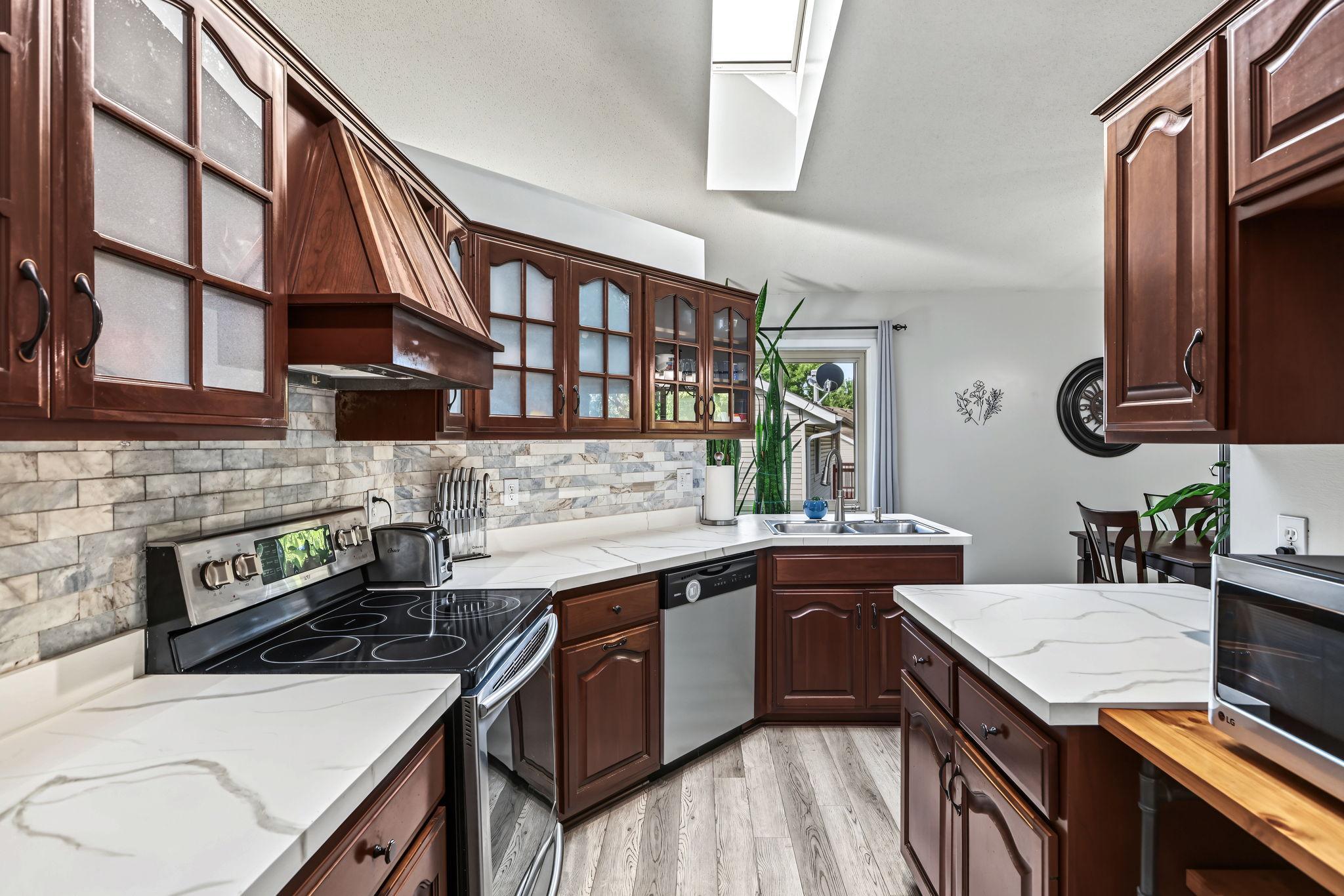 View of Residential at 16781 Jonquil Trail, Lakeville MN 55044, Lakeville (3 of 18) - Mike Wilen | Minnesota Team Real Estate
