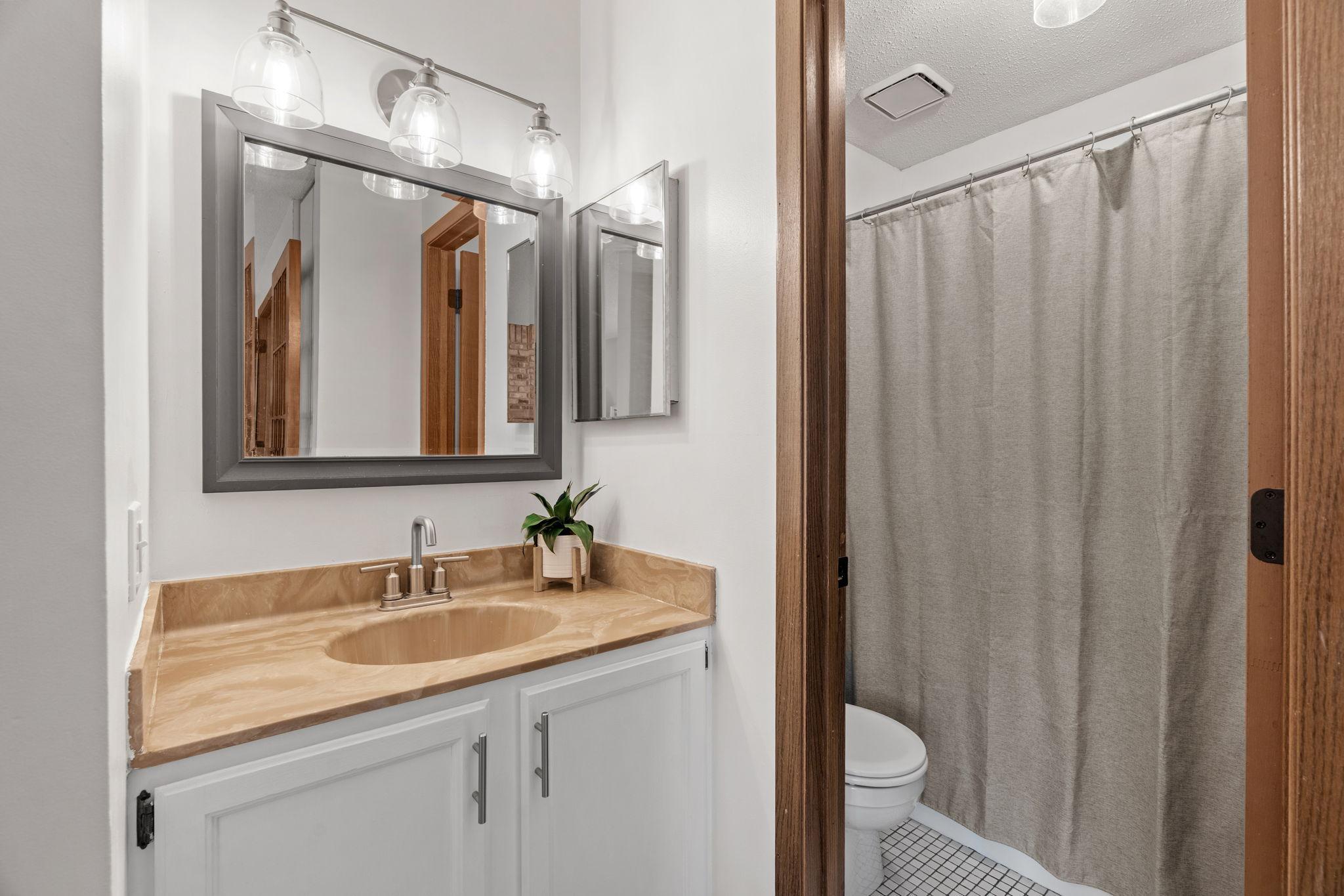 View of Residential at 2100 Ridge Drive #22, Saint Louis Park MN 55416, Saint Louis Park (14 of 39) - Mike Wilen | Minnesota Team Real Estate