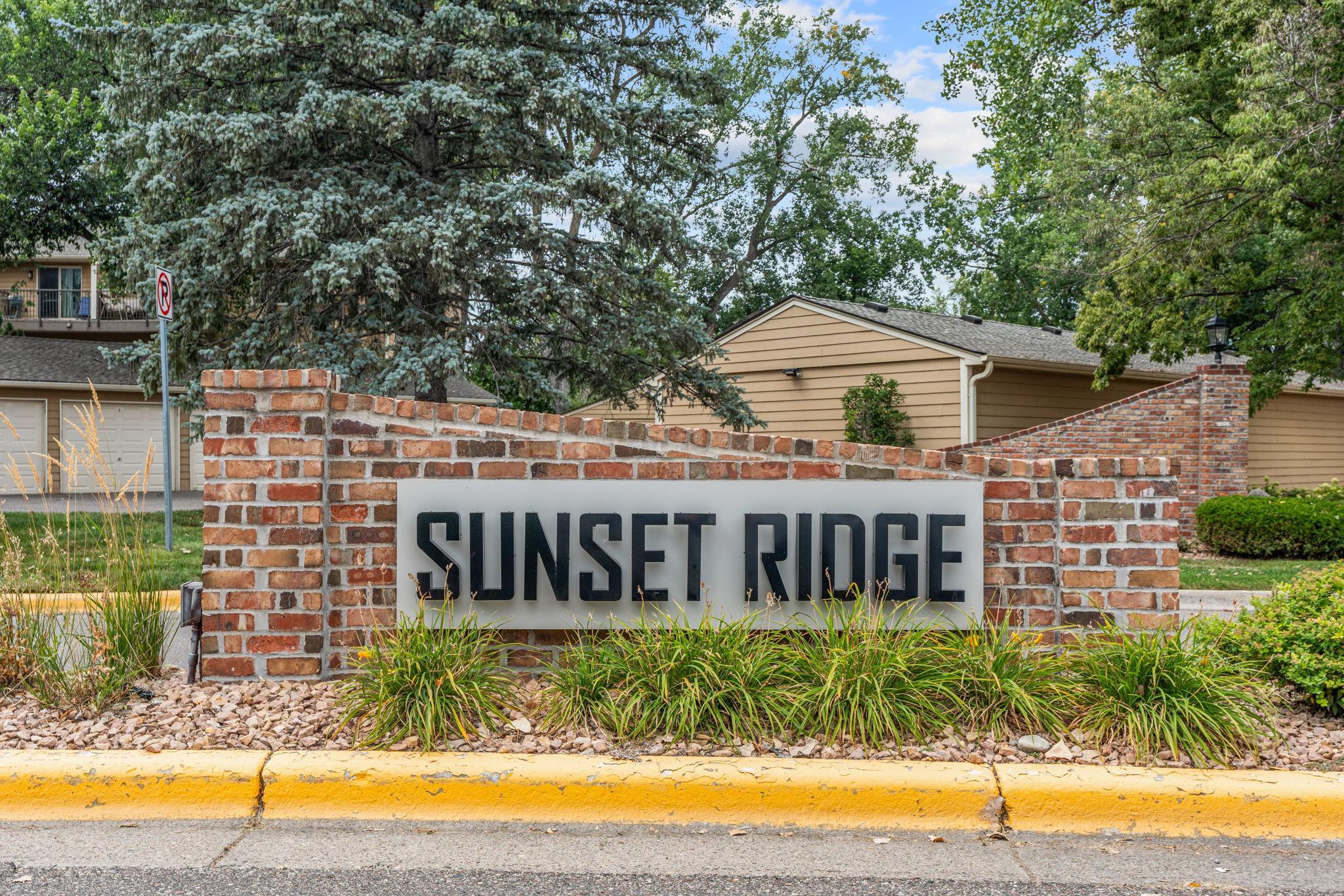 View of Residential at 2100 Ridge Drive #22, Saint Louis Park MN 55416, Saint Louis Park (27 of 39) - Mike Wilen | Minnesota Team Real Estate