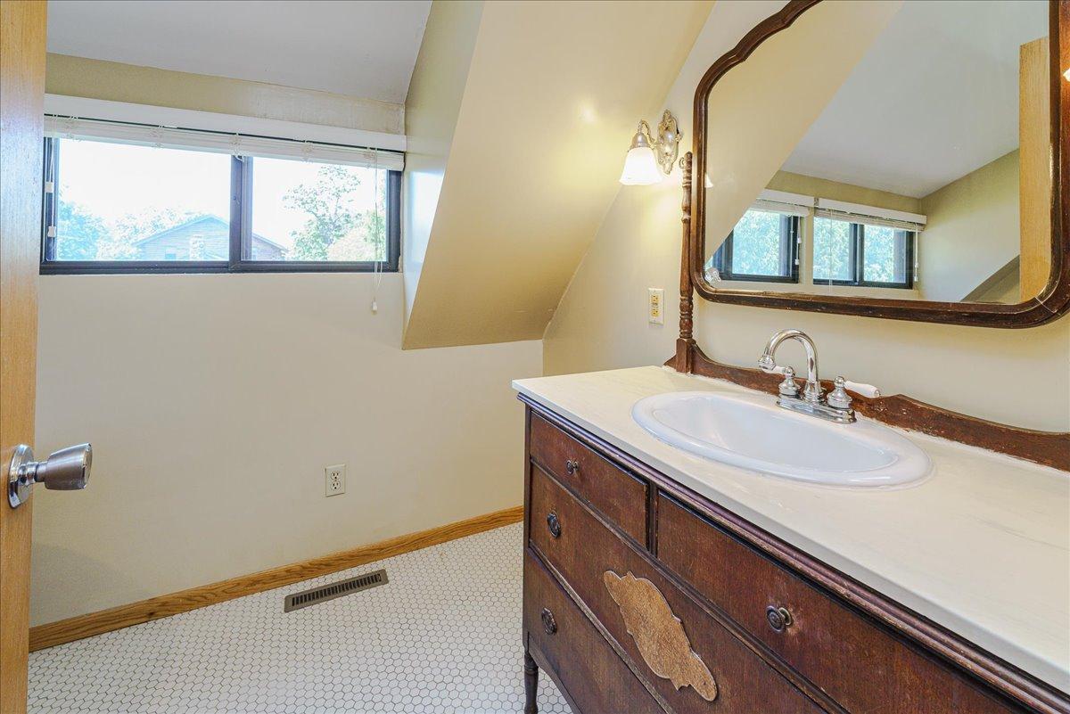 View of Residential at 1009 2nd Street, Hastings MN 55033, Hastings (28 of 45) - Mike Wilen | Minnesota Team Real Estate