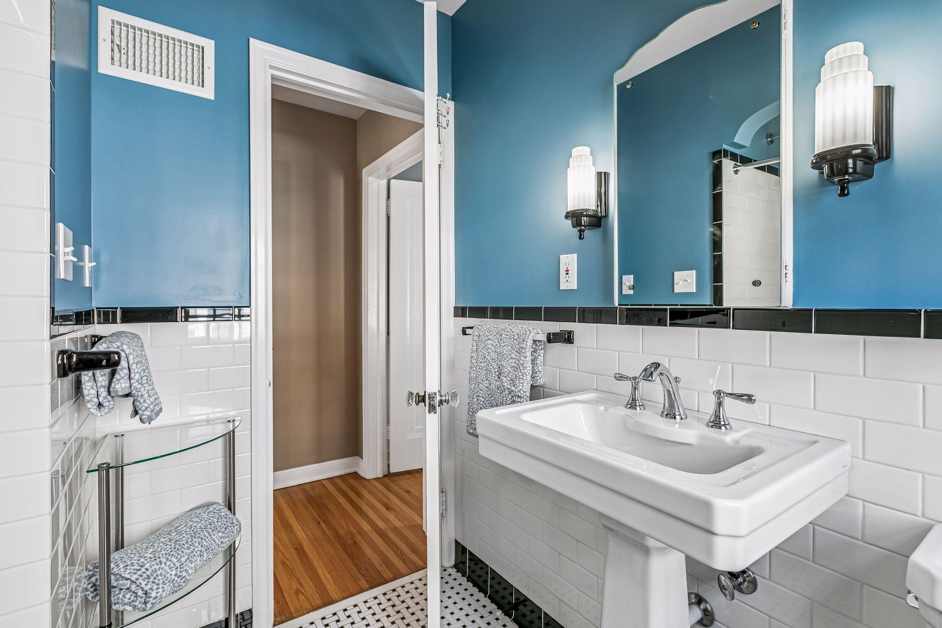 View of Residential at 2721 Kipling Avenue, Saint Louis Park MN 55416, Saint Louis Park (21 of 49) - Mike Wilen | Minnesota Team Real Estate