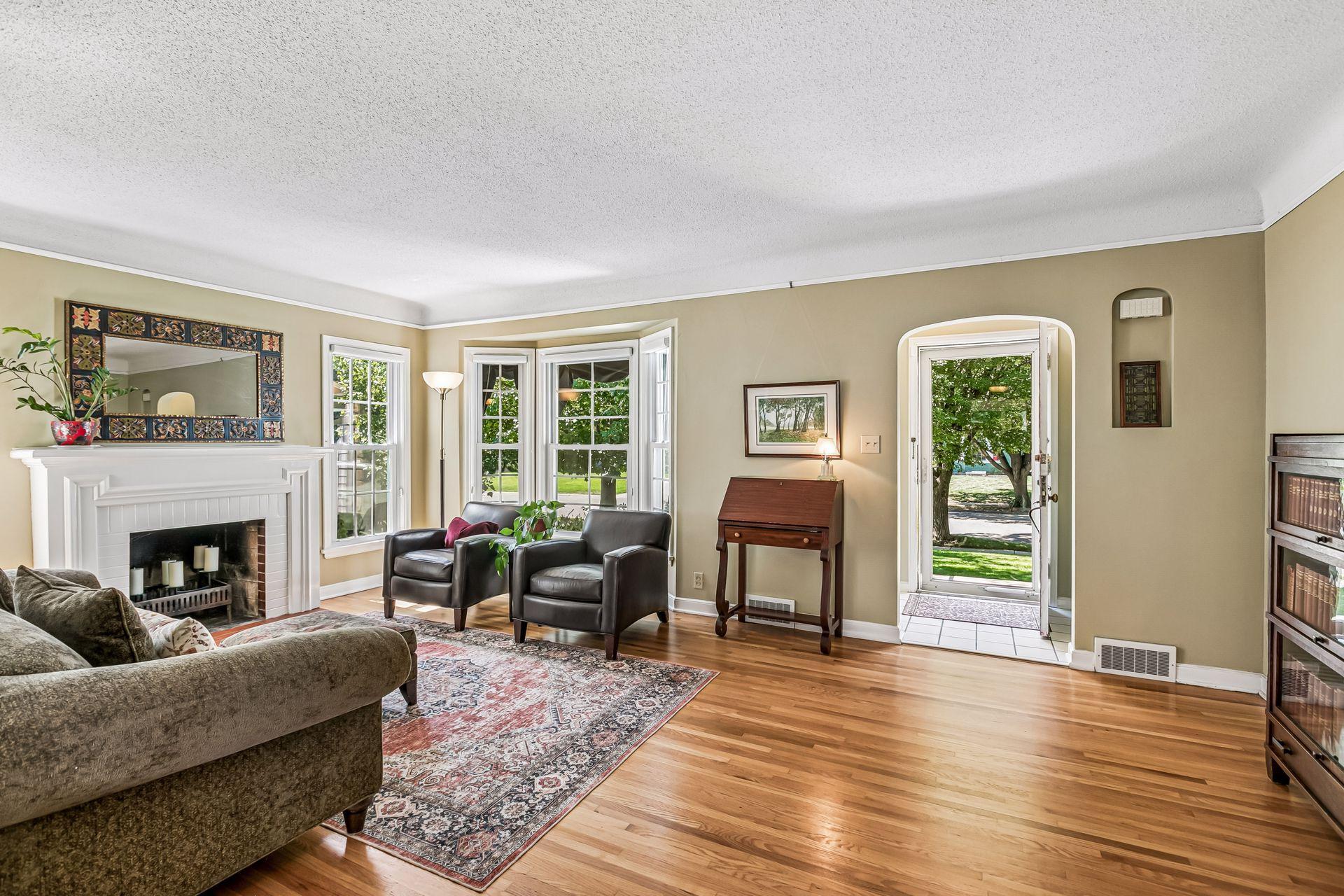 View of Residential at 2721 Kipling Avenue, Saint Louis Park MN 55416, Saint Louis Park (3 of 49) - Mike Wilen | Minnesota Team Real Estate