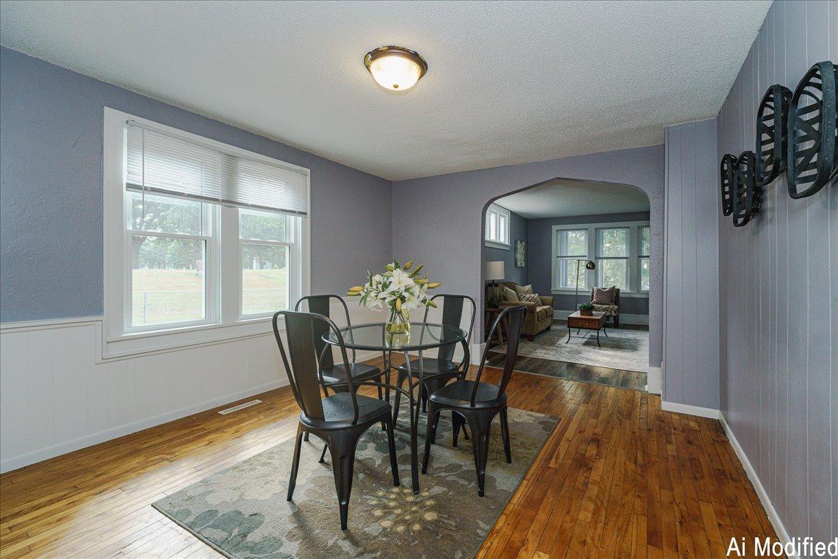 View of Residential at 35 Manitoba Avenue, Saint Paul MN 55117, Saint Paul (10 of 46) - Mike Wilen | Minnesota Team Real Estate