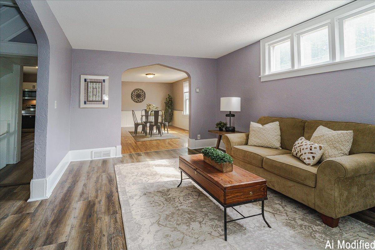 View of Residential at 35 Manitoba Avenue, Saint Paul MN 55117, Saint Paul (8 of 46) - Mike Wilen | Minnesota Team Real Estate