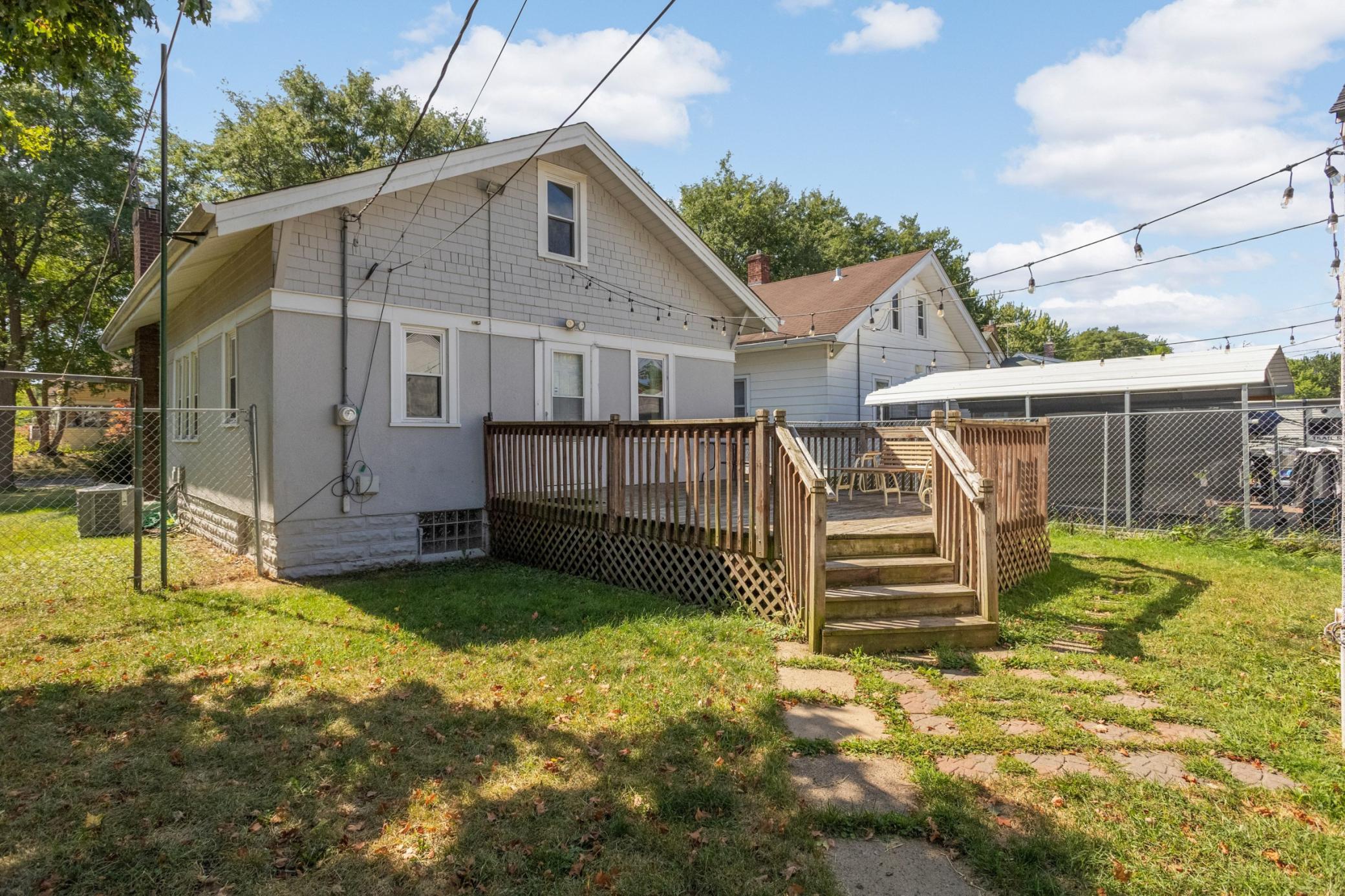 View of Residential at 1047 Rose Avenue, Saint Paul MN 55106, Saint Paul (27 of 33) - Mike Wilen | Minnesota Team Real Estate