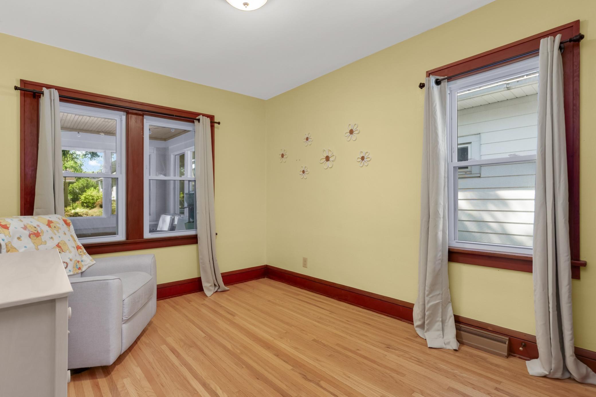 View of Residential at 1047 Rose Avenue, Saint Paul MN 55106, Saint Paul (14 of 33) - Mike Wilen | Minnesota Team Real Estate