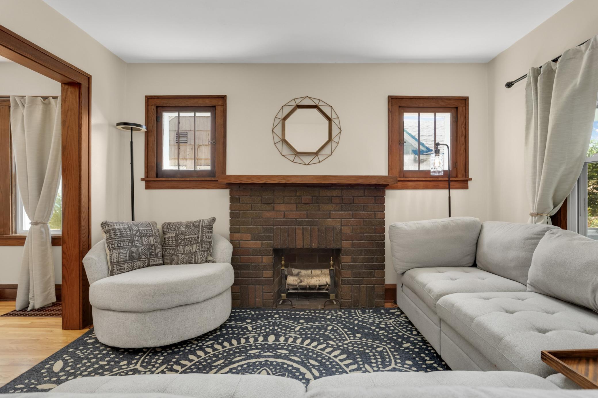 View of Residential at 1047 Rose Avenue, Saint Paul MN 55106, Saint Paul (4 of 33) - Mike Wilen | Minnesota Team Real Estate