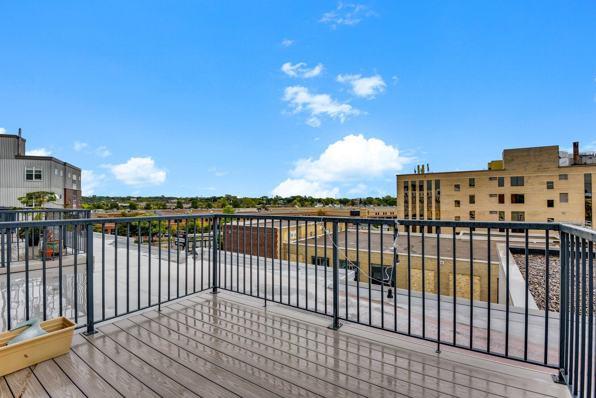 View of Residential at 2650 University Avenue #307, Saint Paul MN 55114, Saint Paul (38 of 42) - Mike Wilen | Minnesota Team Real Estate