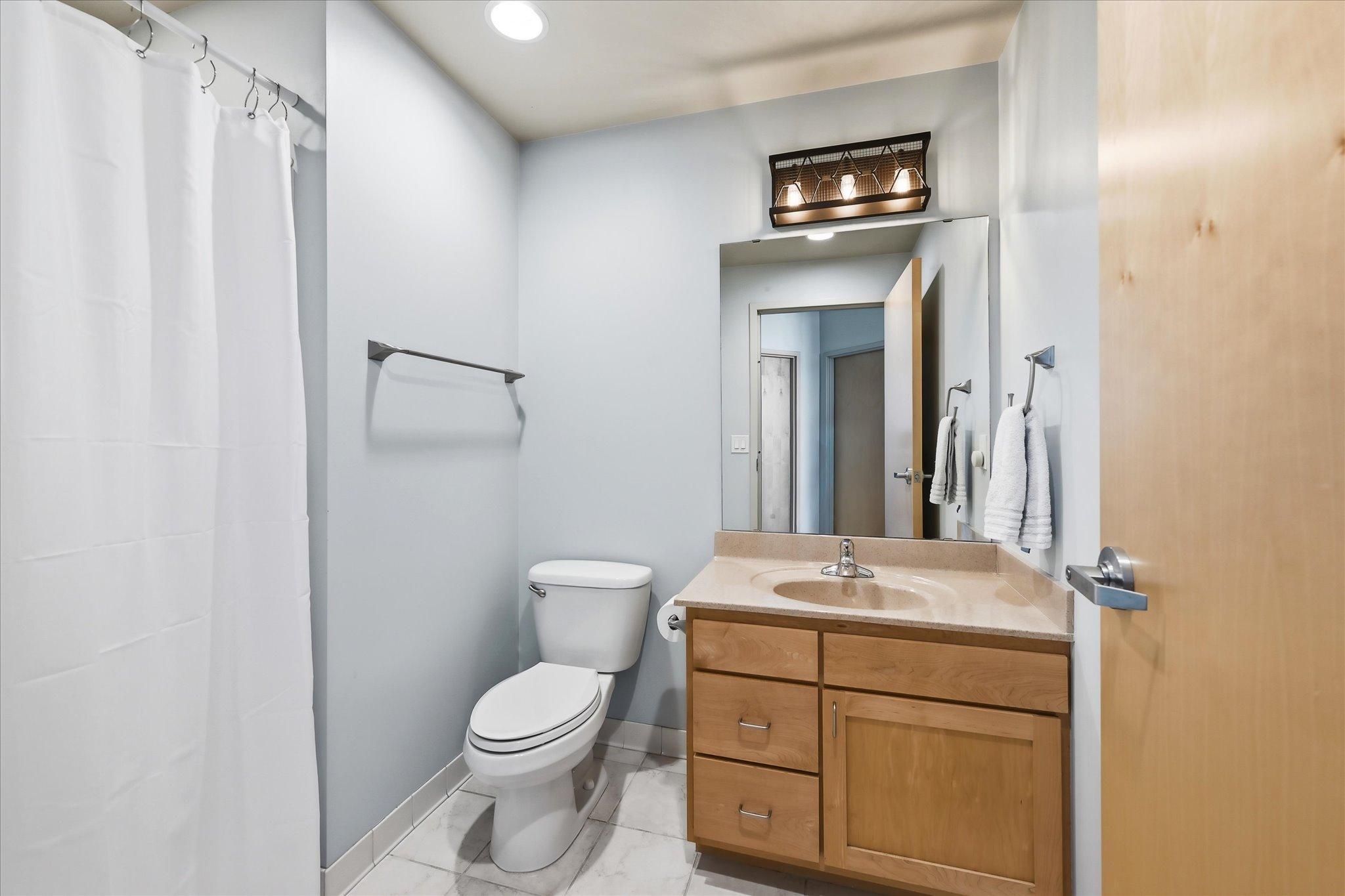 View of Residential at 1901 Hennepin Avenue #202, Minneapolis MN 55413, Minneapolis (35 of 38) - Mike Wilen | Minnesota Team Real Estate