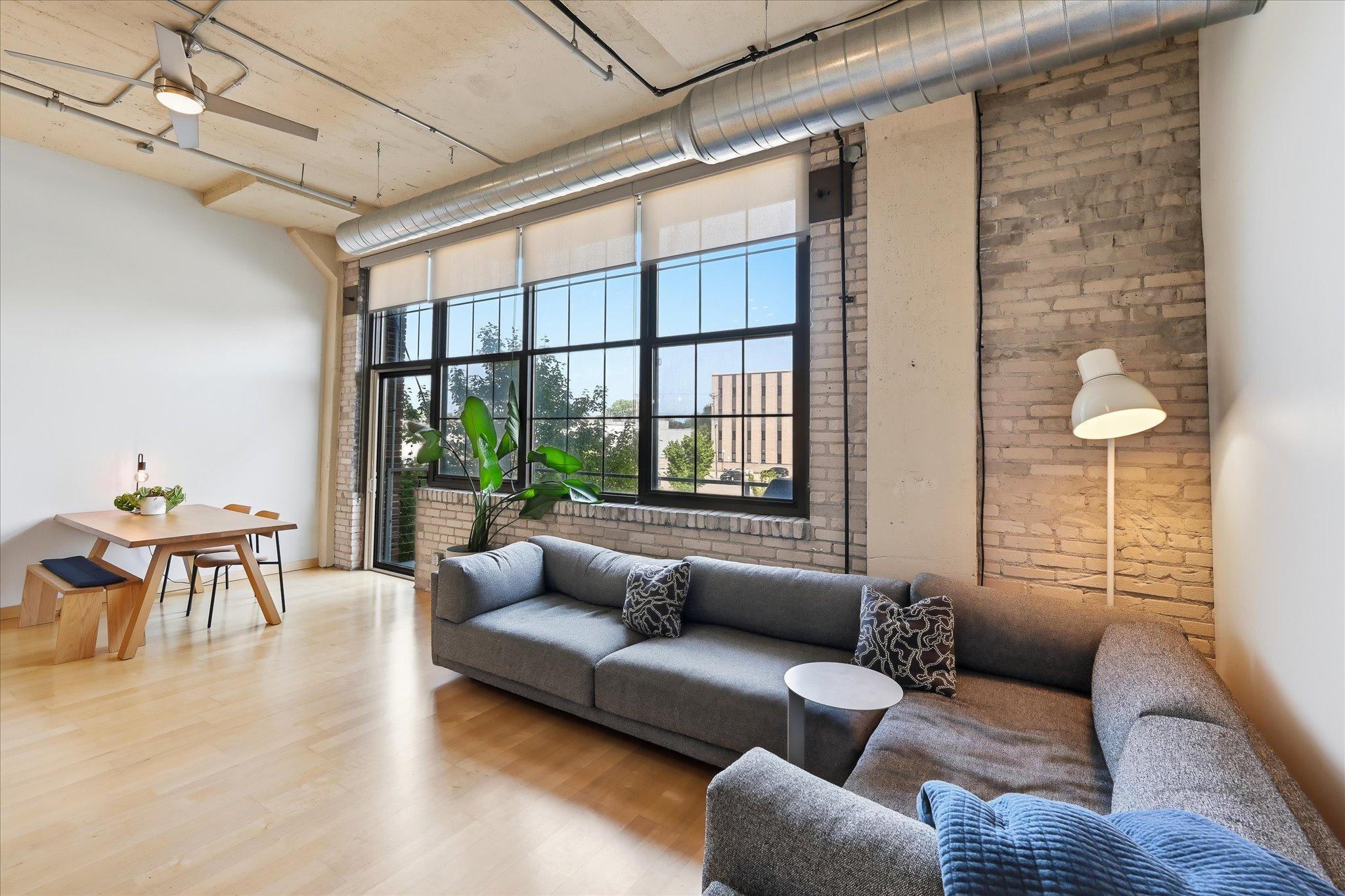 View of Residential at 1901 Hennepin Avenue #202, Minneapolis MN 55413, Minneapolis (15 of 38) - Mike Wilen | Minnesota Team Real Estate