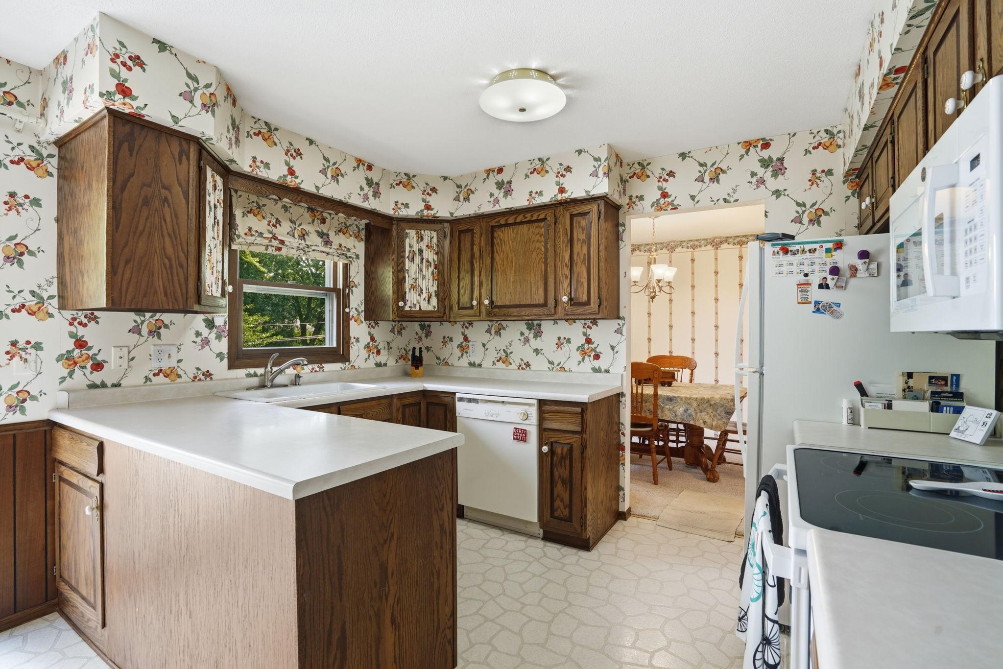 View of Residential at 2756 Yukon Avenue, New Hope MN 55427, New Hope (3 of 35) - Mike Wilen | Minnesota Team Real Estate