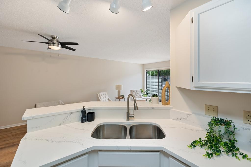 View of Residential at 9925 Russell Avenue #9, Brooklyn Park MN 55444, Brooklyn Park (8 of 21) - Mike Wilen | Minnesota Team Real Estate