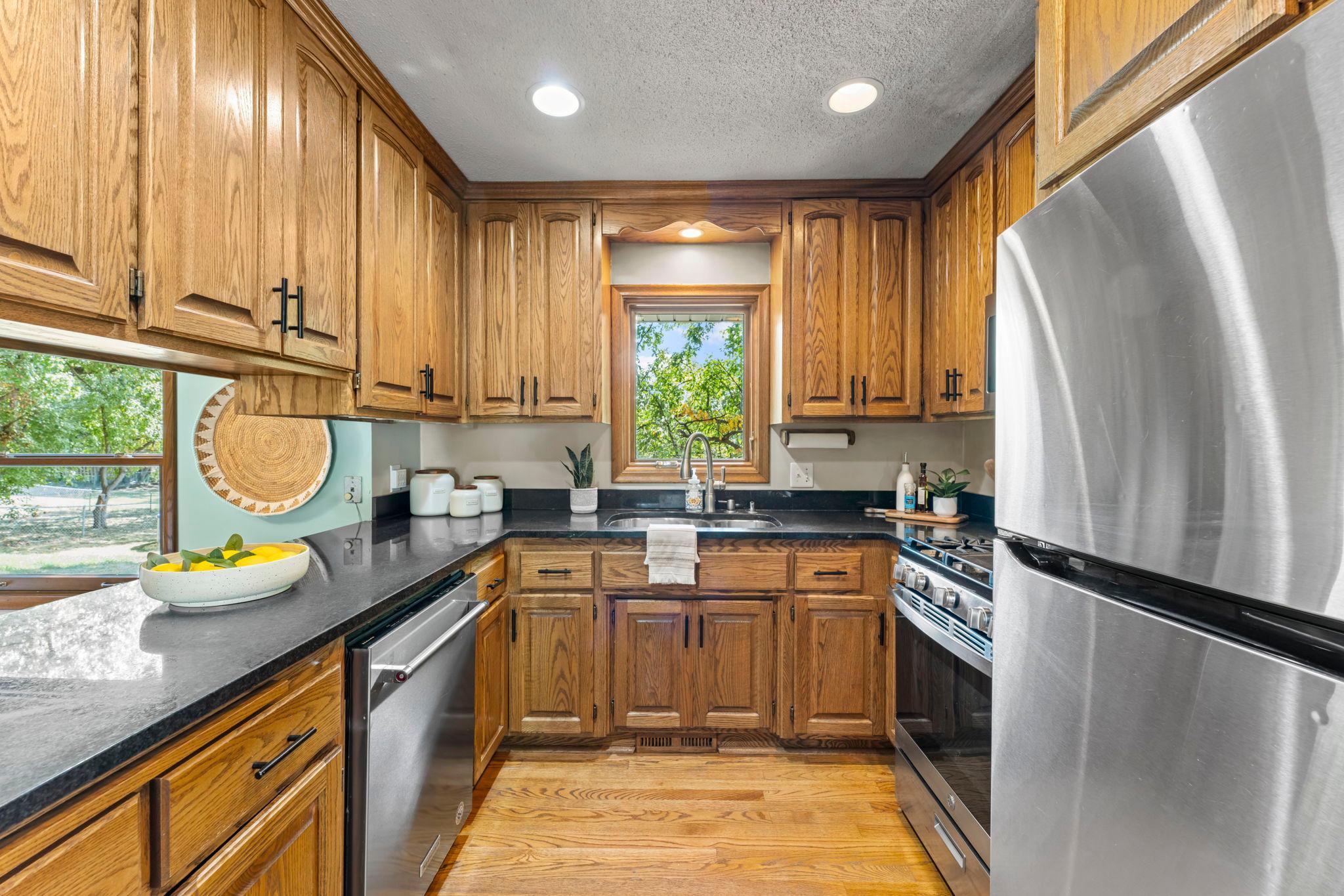 View of Residential at 7181 Steepleview Road, Woodbury MN 55125, Woodbury (10 of 41) - Mike Wilen | Minnesota Team Real Estate