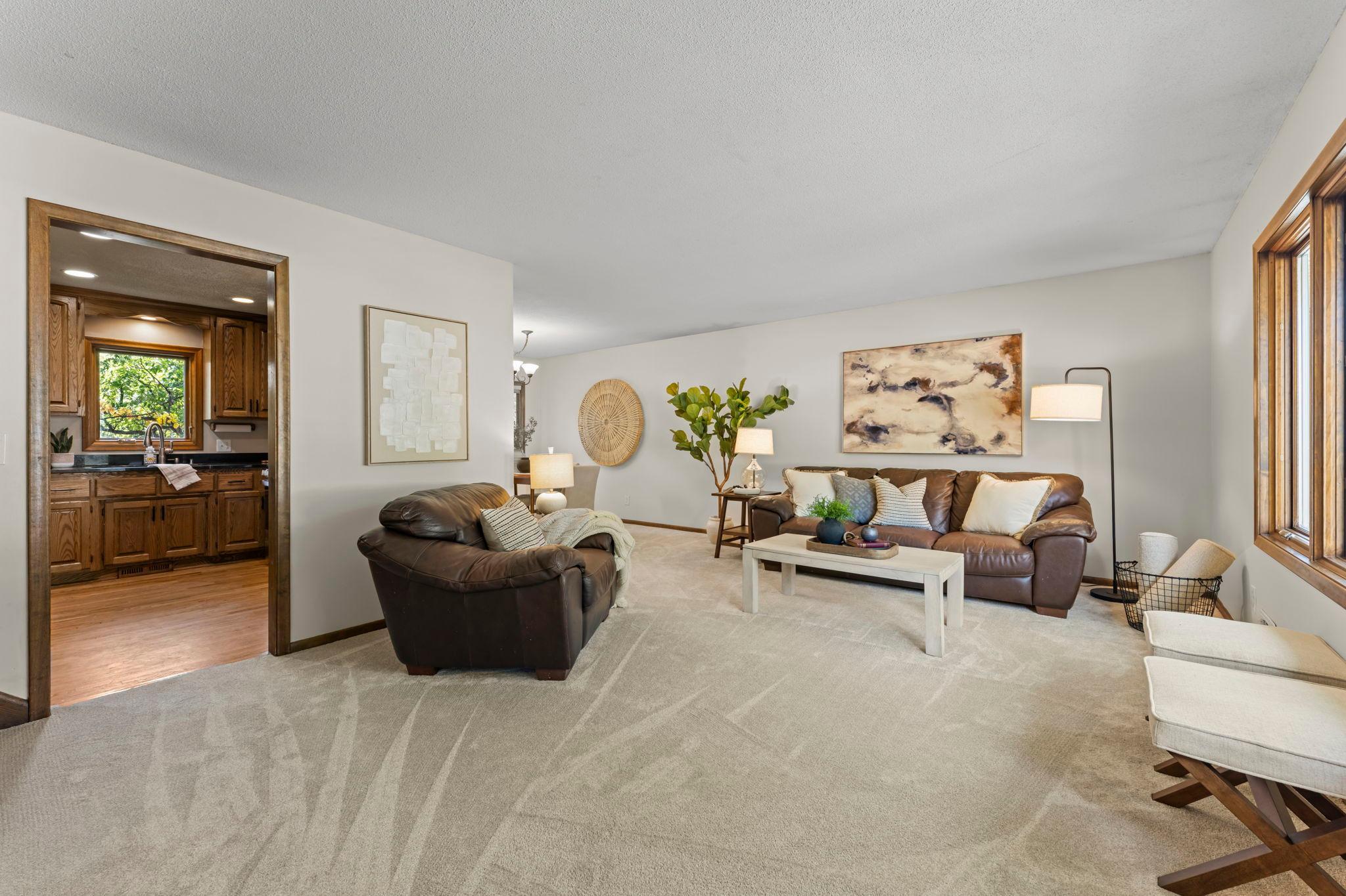 View of Residential at 7181 Steepleview Road, Woodbury MN 55125, Woodbury (7 of 41) - Mike Wilen | Minnesota Team Real Estate