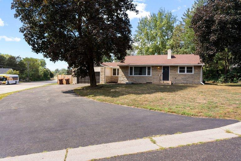 View of Residential at 1689 Edgemont Street, Maplewood MN 55117, Maplewood (26 of 26) - Mike Wilen | Minnesota Team Real Estate