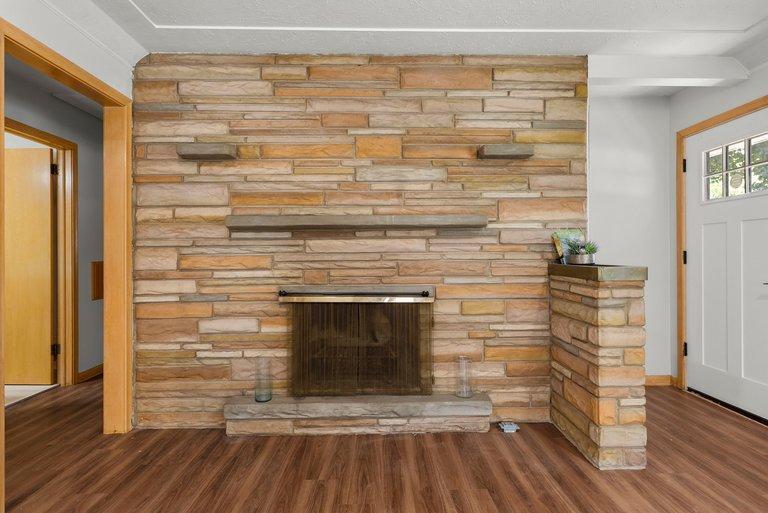 View of Residential at 1689 Edgemont Street, Maplewood MN 55117, Maplewood (11 of 26) - Mike Wilen | Minnesota Team Real Estate