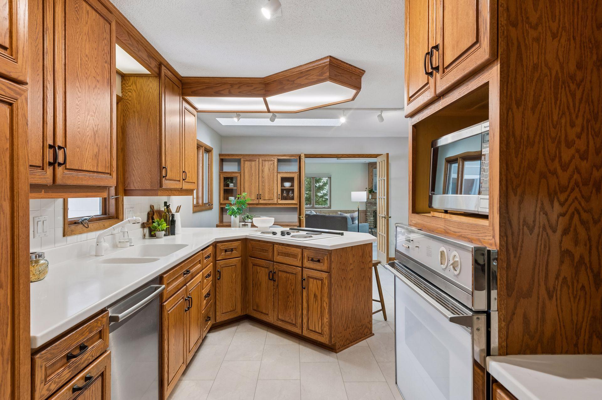 View of Residential at 5908 104th Street, Bloomington MN 55438, Bloomington (9 of 42) - Mike Wilen | Minnesota Team Real Estate