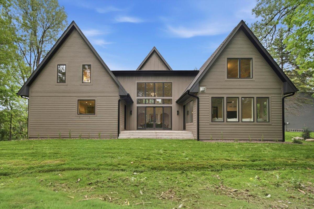 View of Residential at 85 Brentwood Avenue, Excelsior MN 55331, Excelsior (42 of 48) - Mike Wilen | Minnesota Team Real Estate